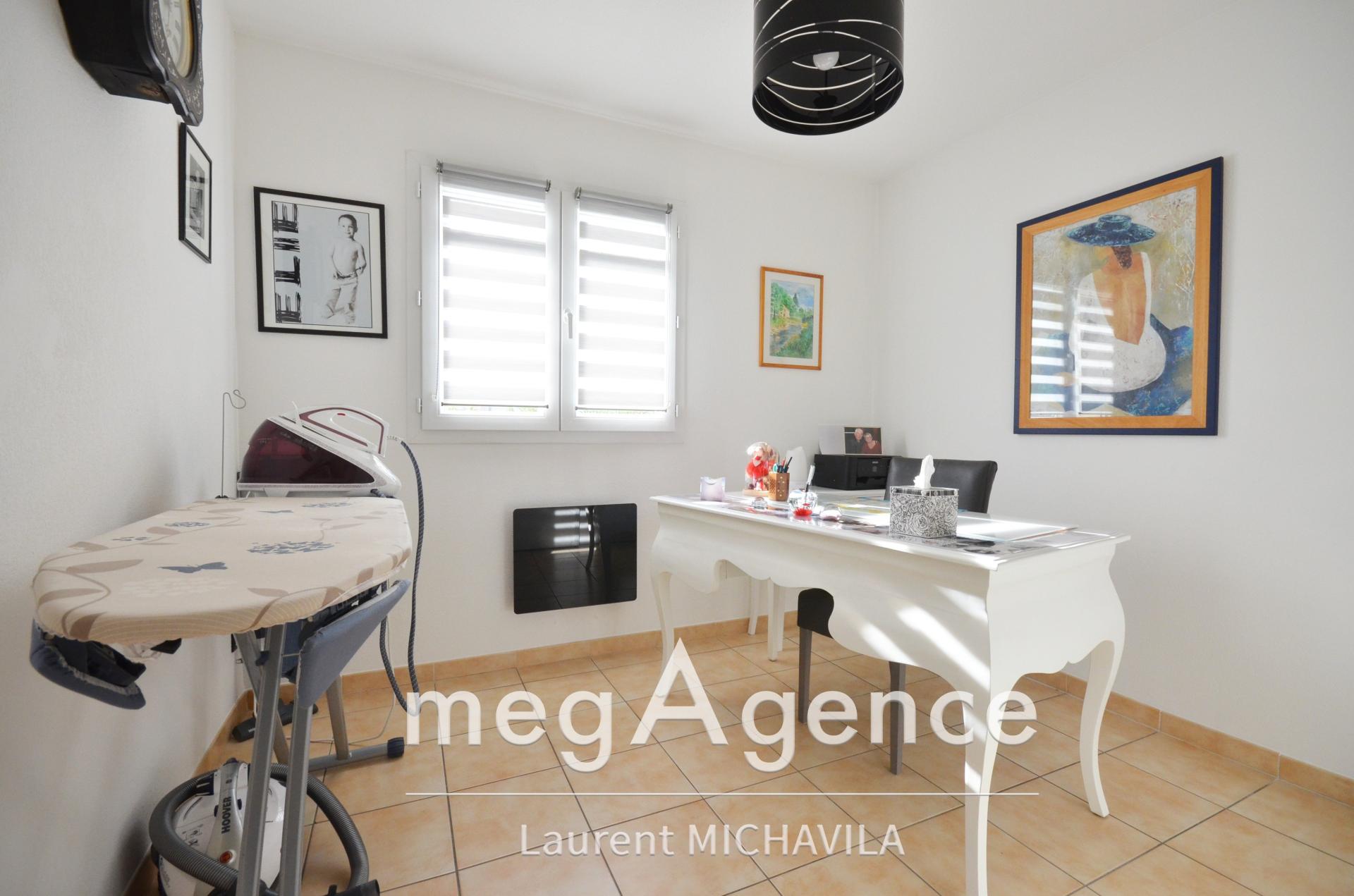 Miniature photo - 9 / 16