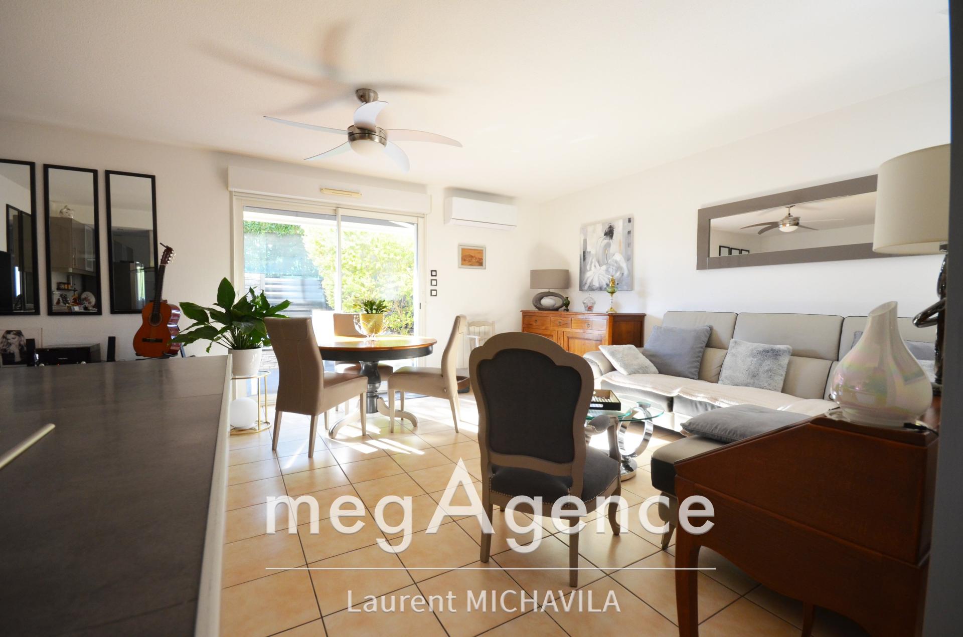 Miniature photo - 5 / 16