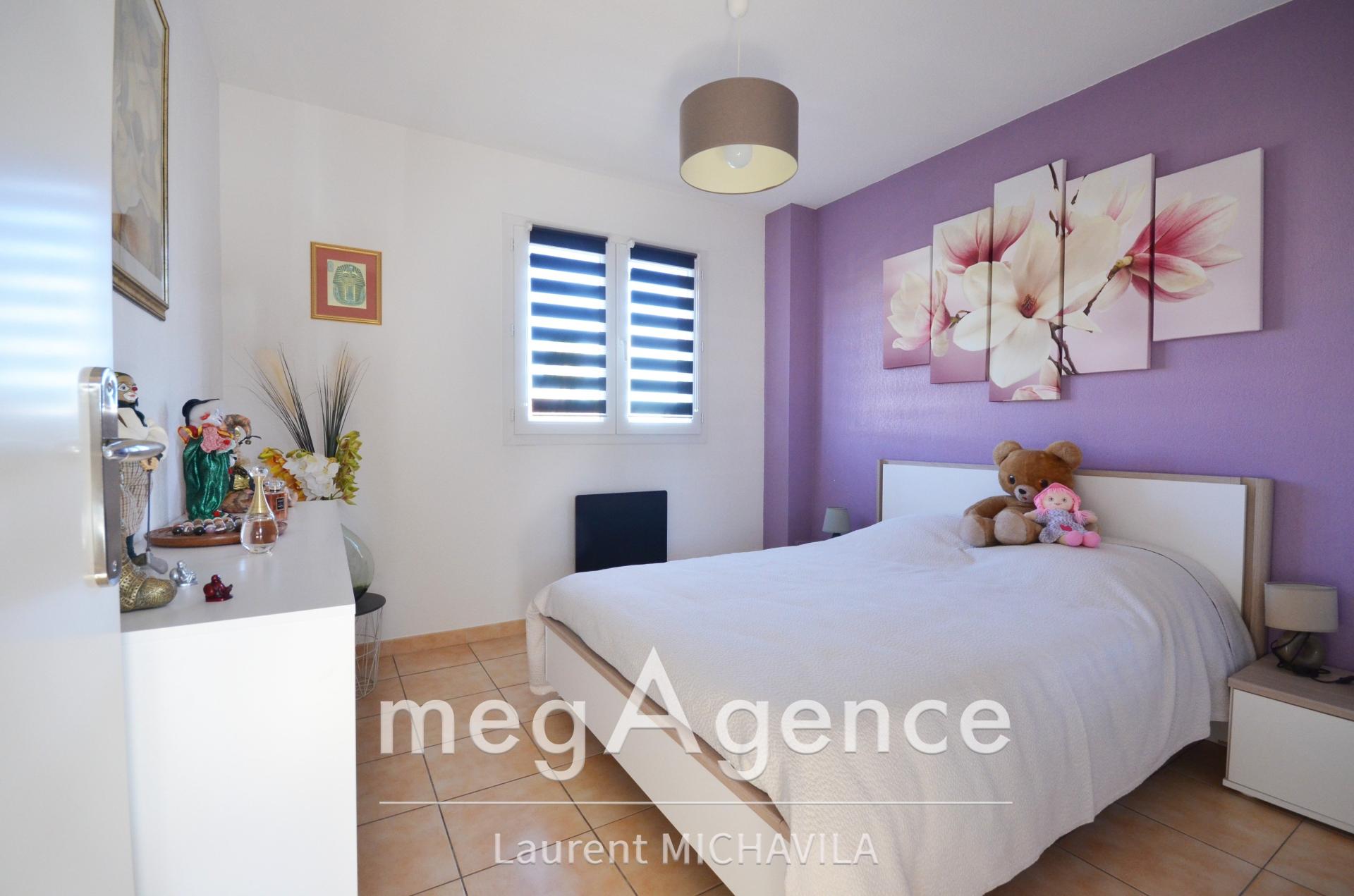 Miniature photo - 8 / 16