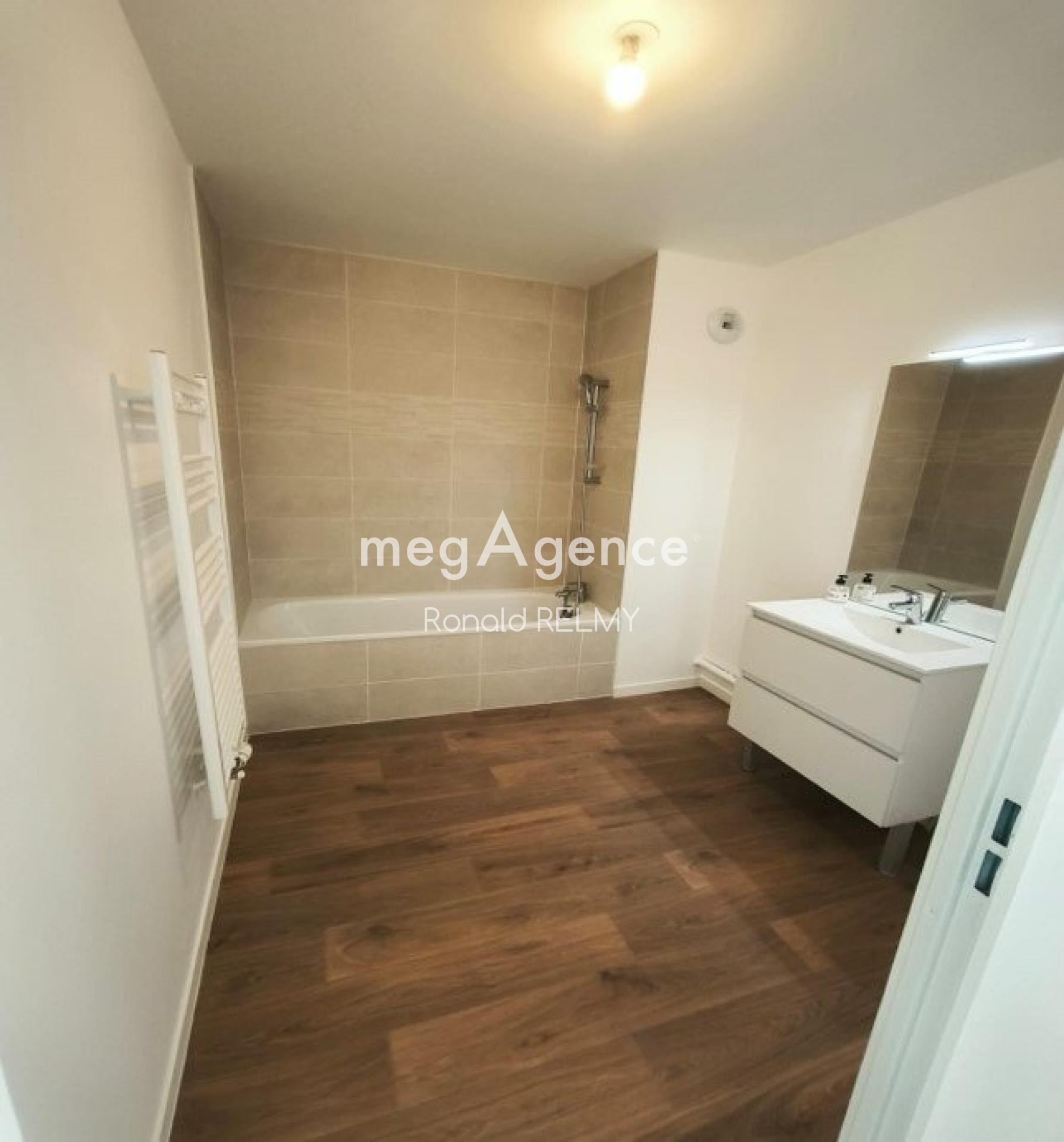 Miniature photo - 10 / 17