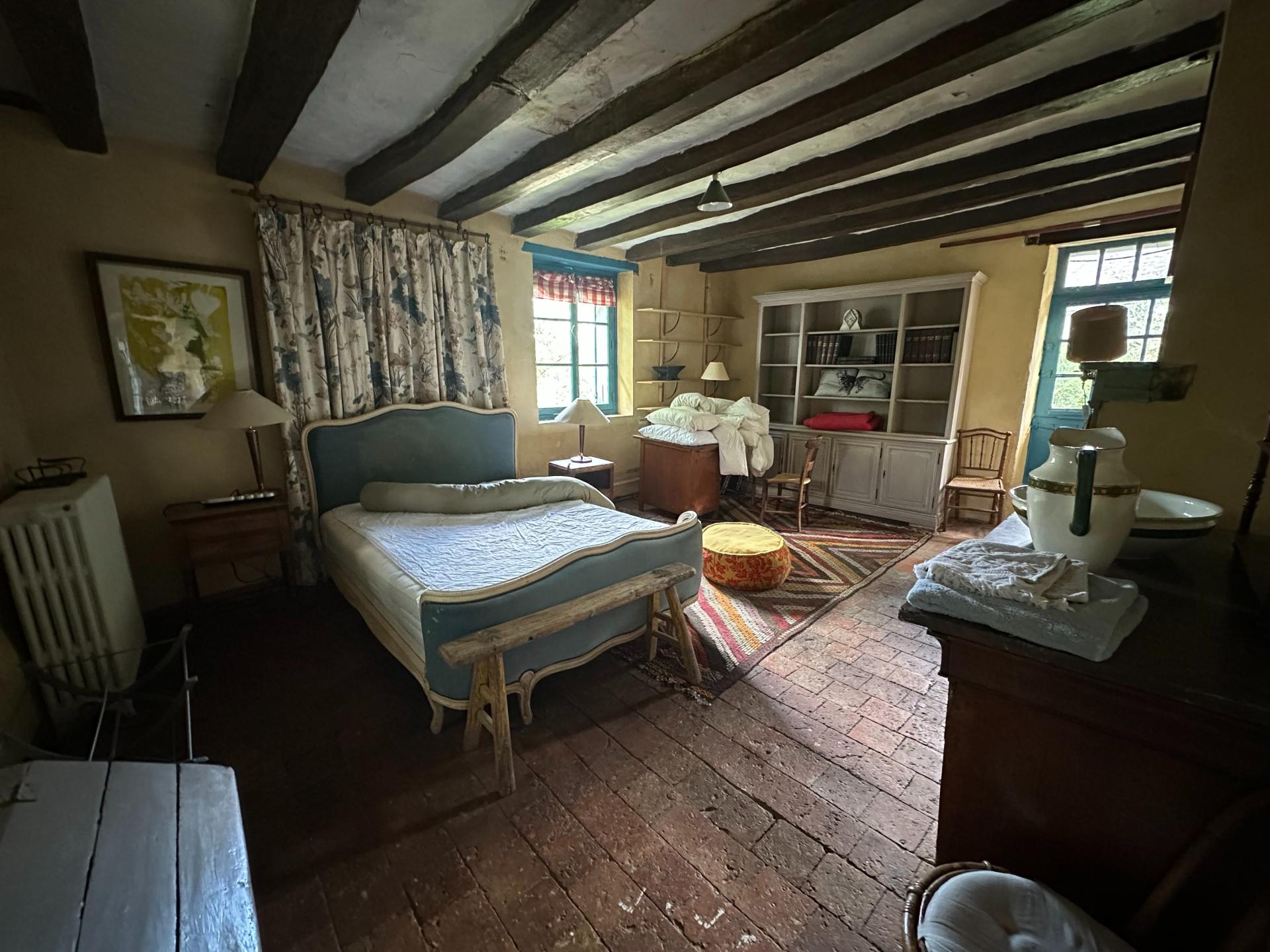 Miniature photo - 8 / 16