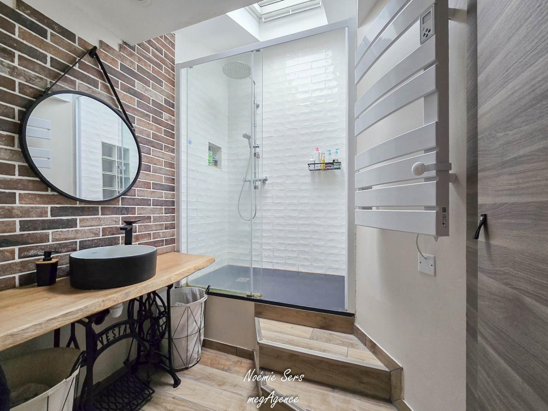 Miniature photo - 7 / 10