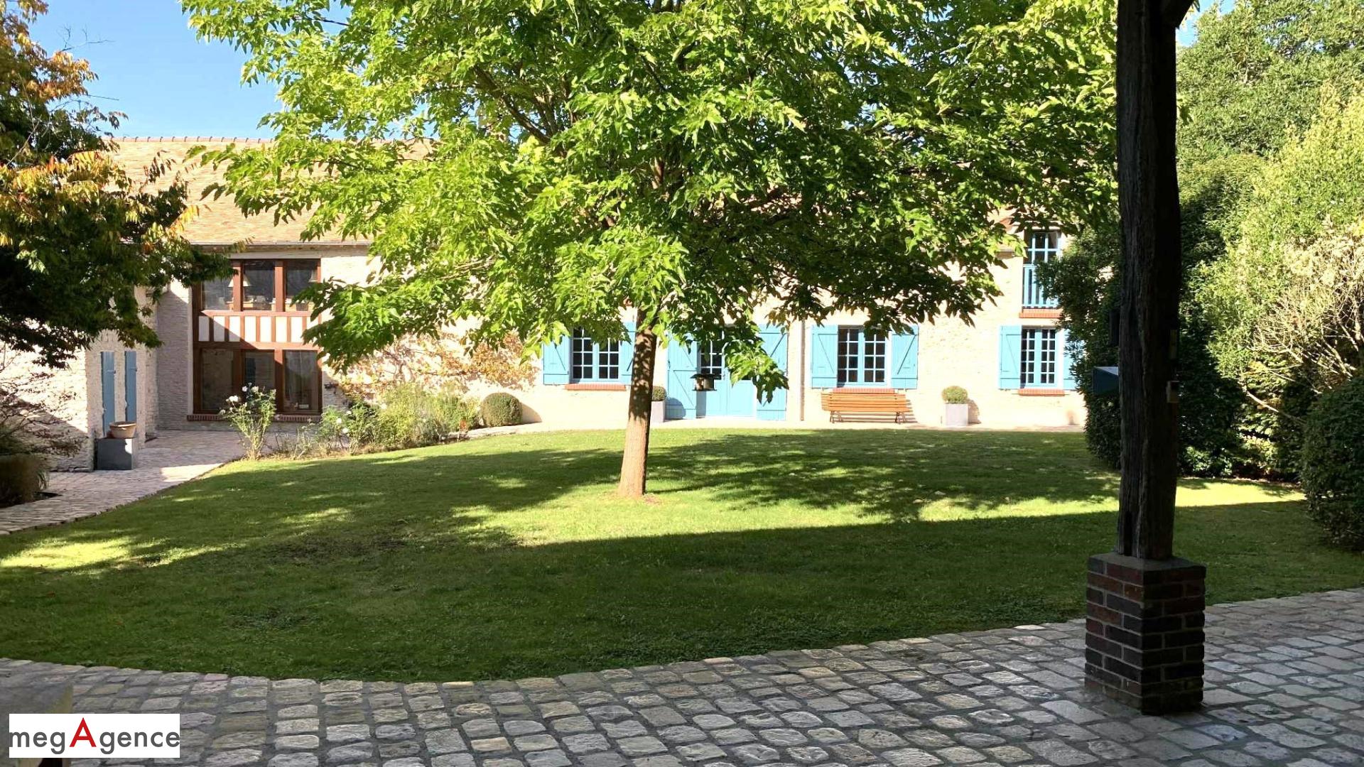 Miniature photo - 10 / 20