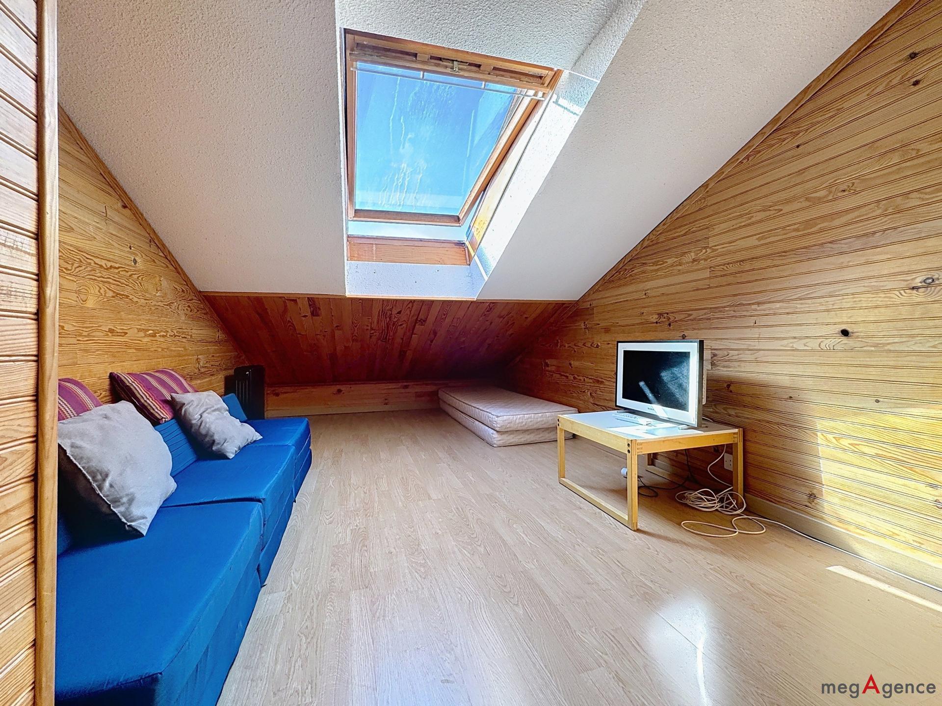 Miniature photo - 3 / 10