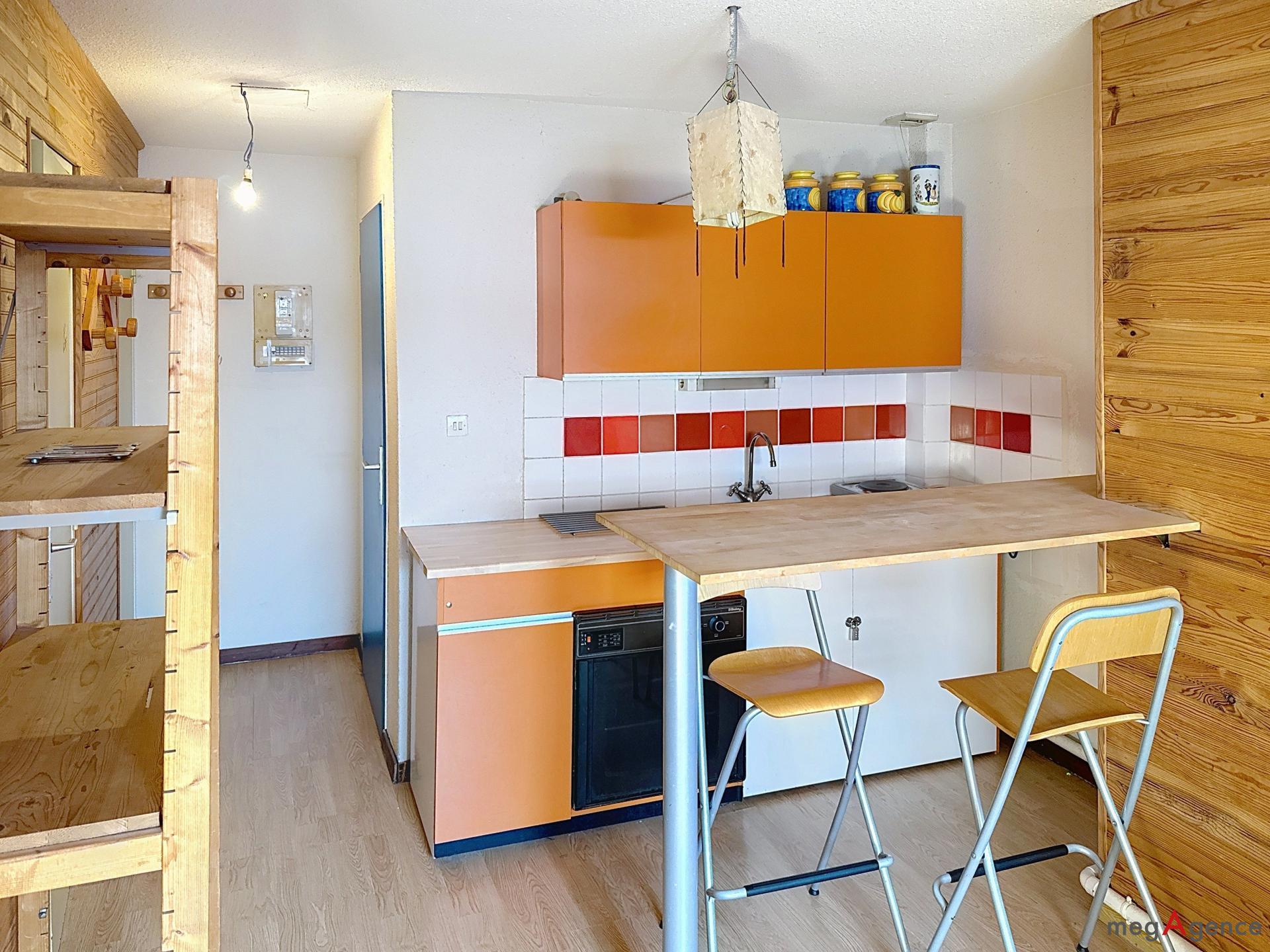 Miniature photo - 6 / 10