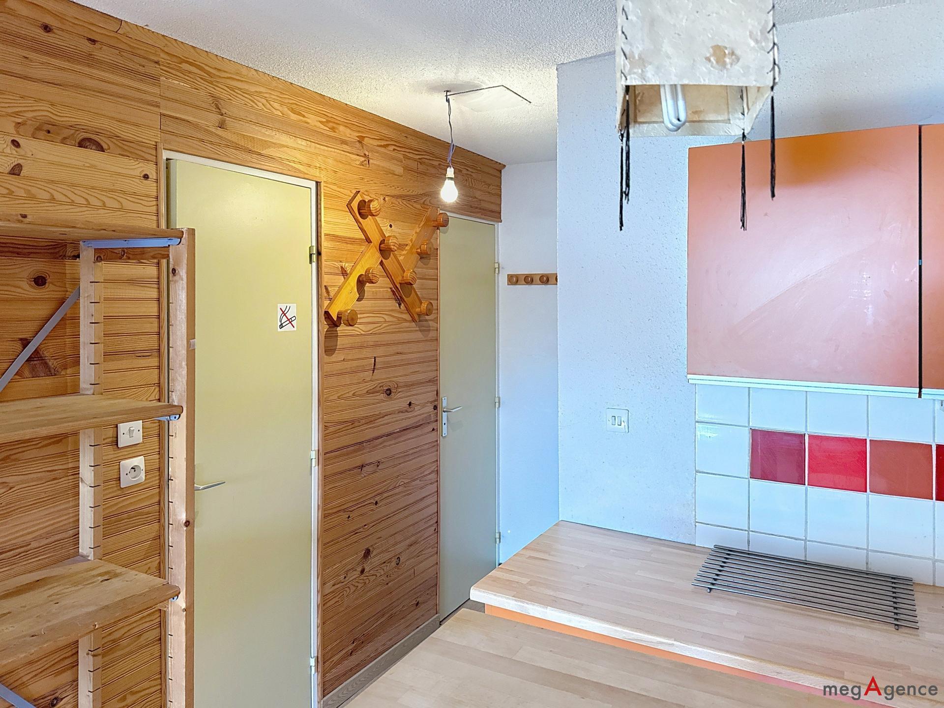 Miniature photo - 7 / 10