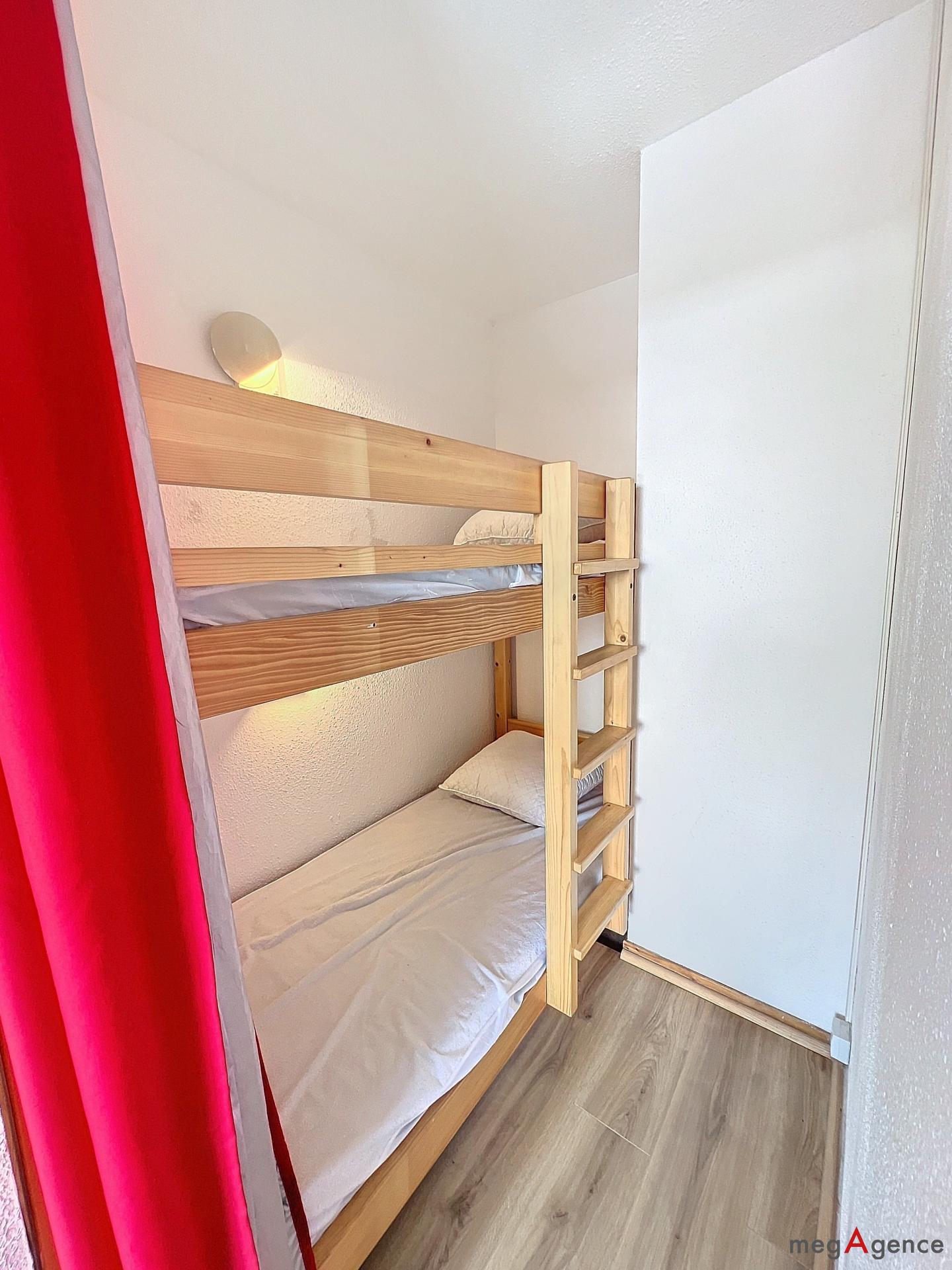 Miniature photo - 6 / 11