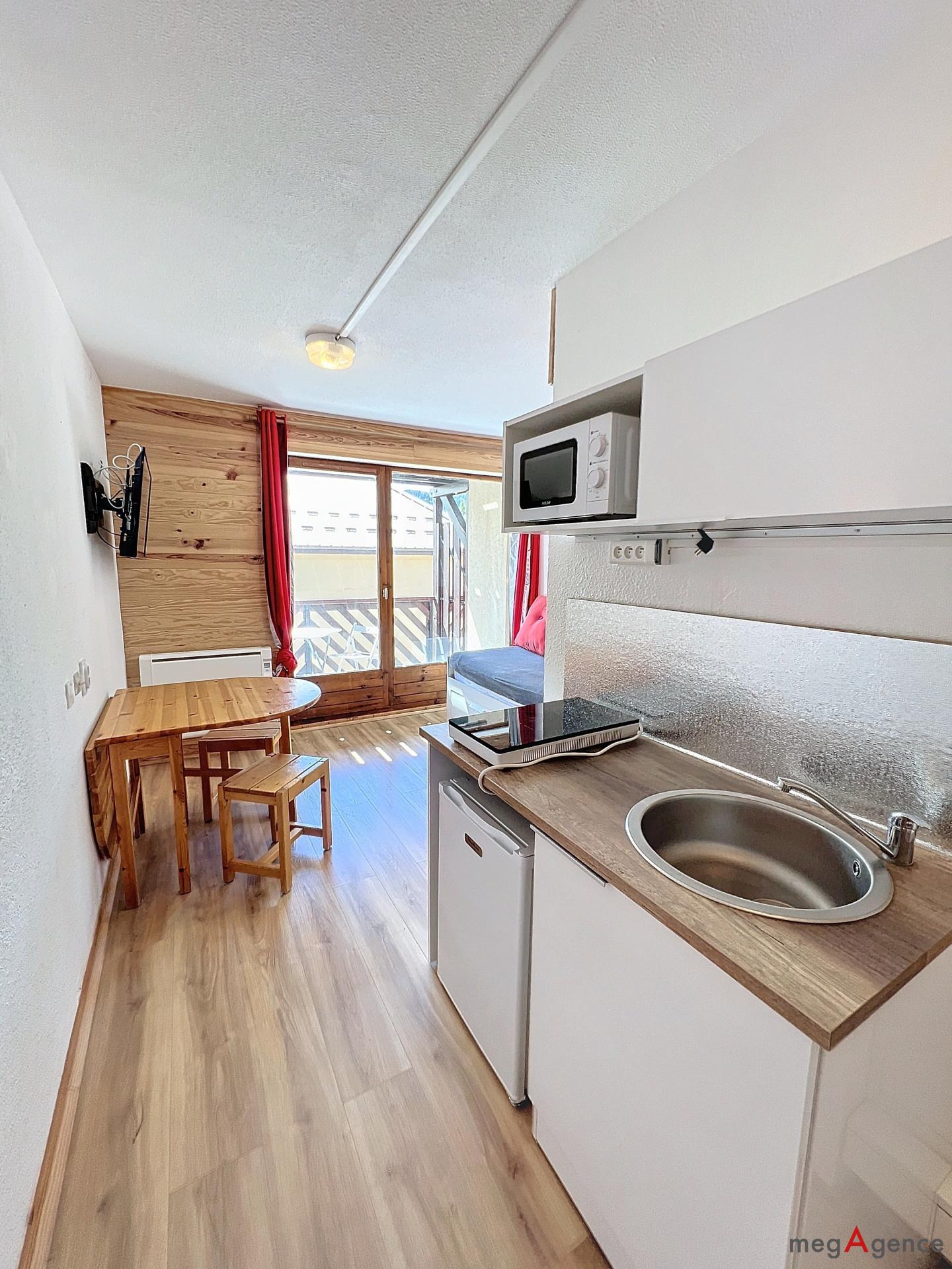 Miniature photo - 11 / 11