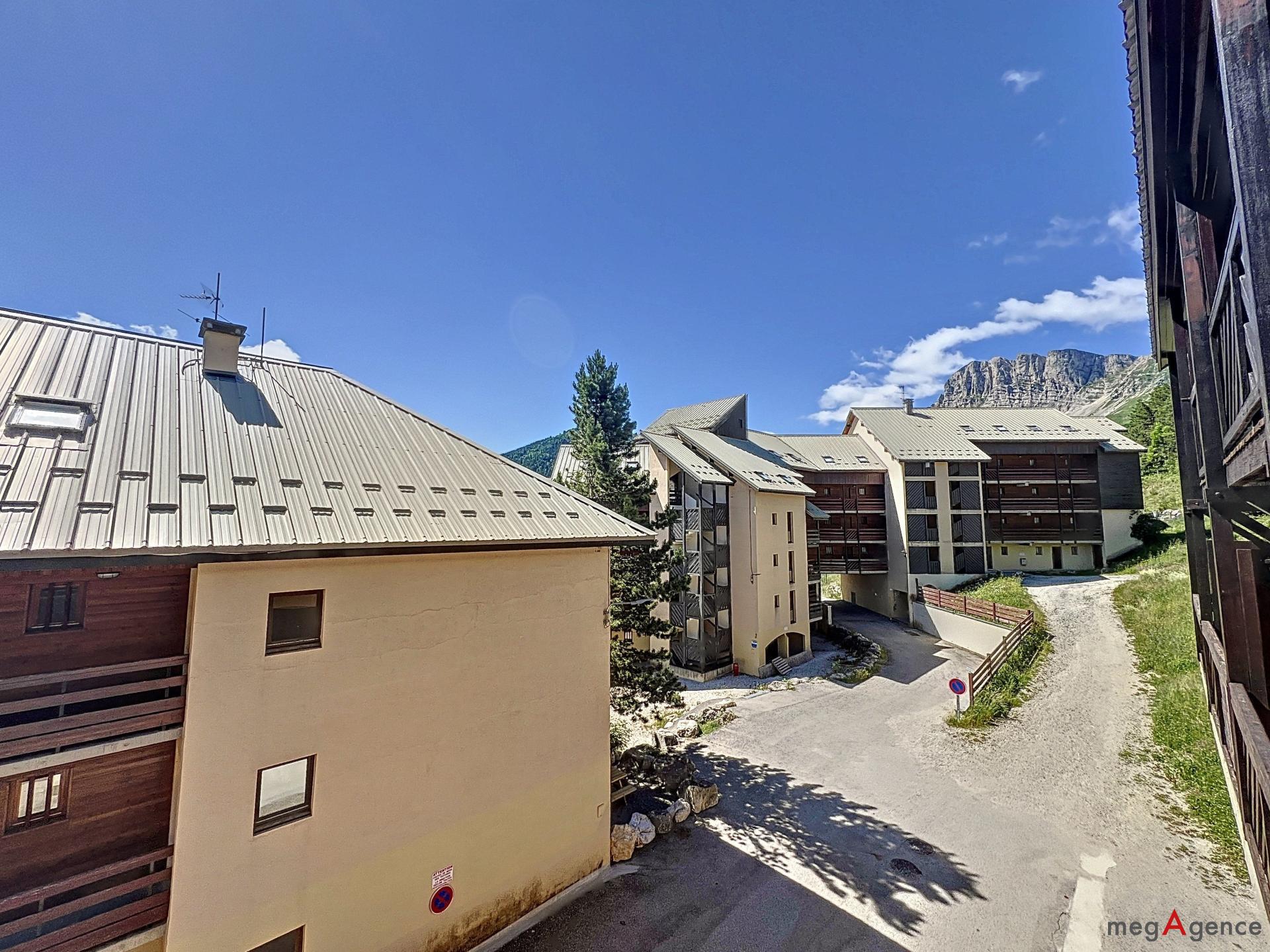 Miniature photo - 10 / 11