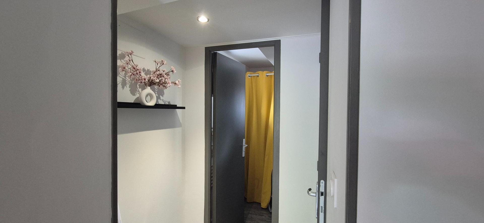 Miniature photo - 8 / 13