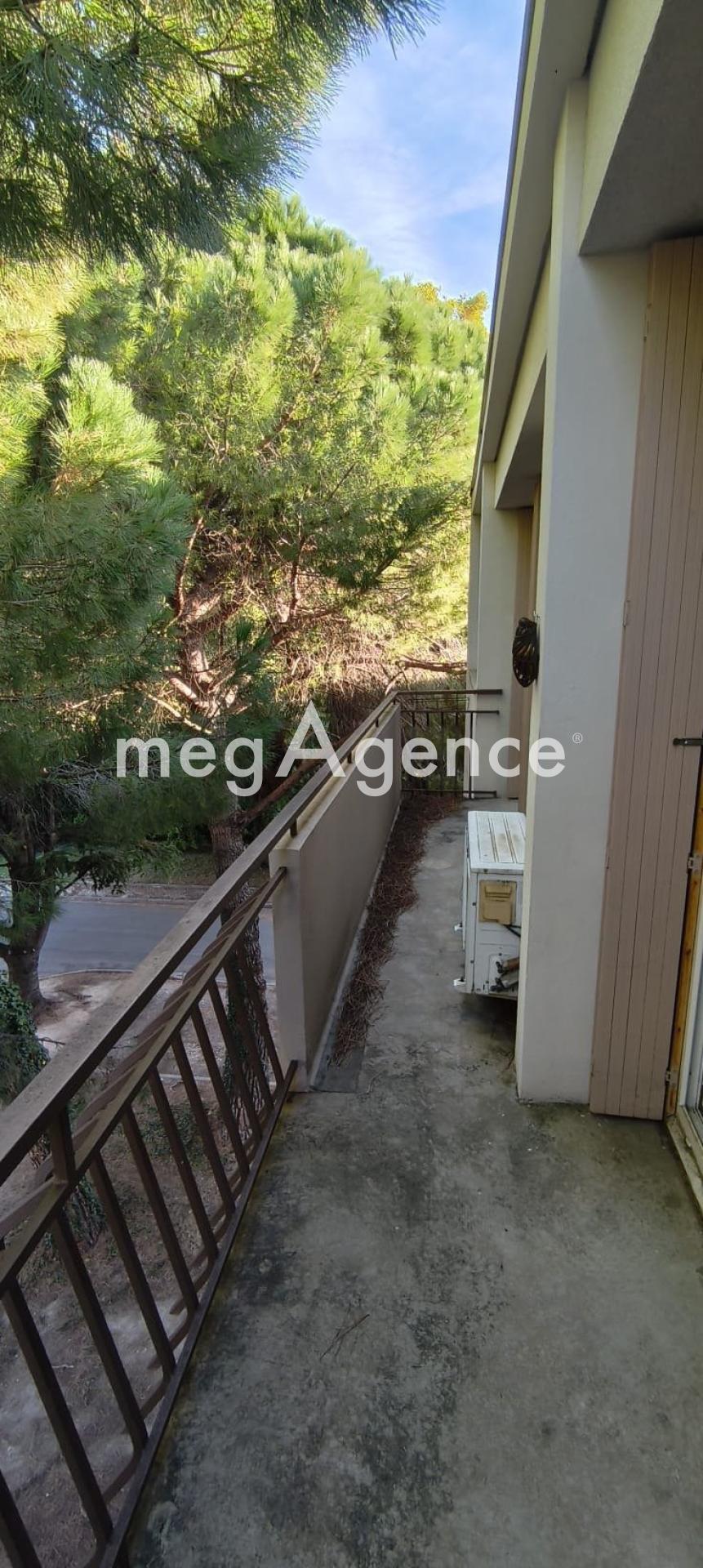 Miniature photo - 2 / 7