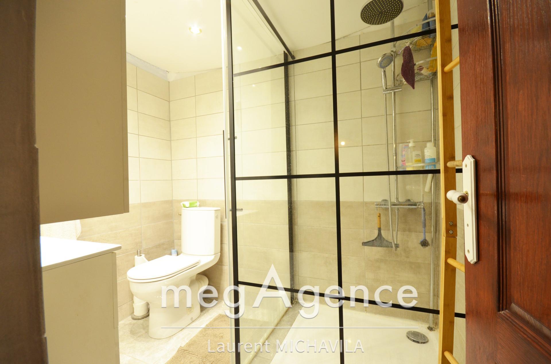 Miniature photo - 9 / 19