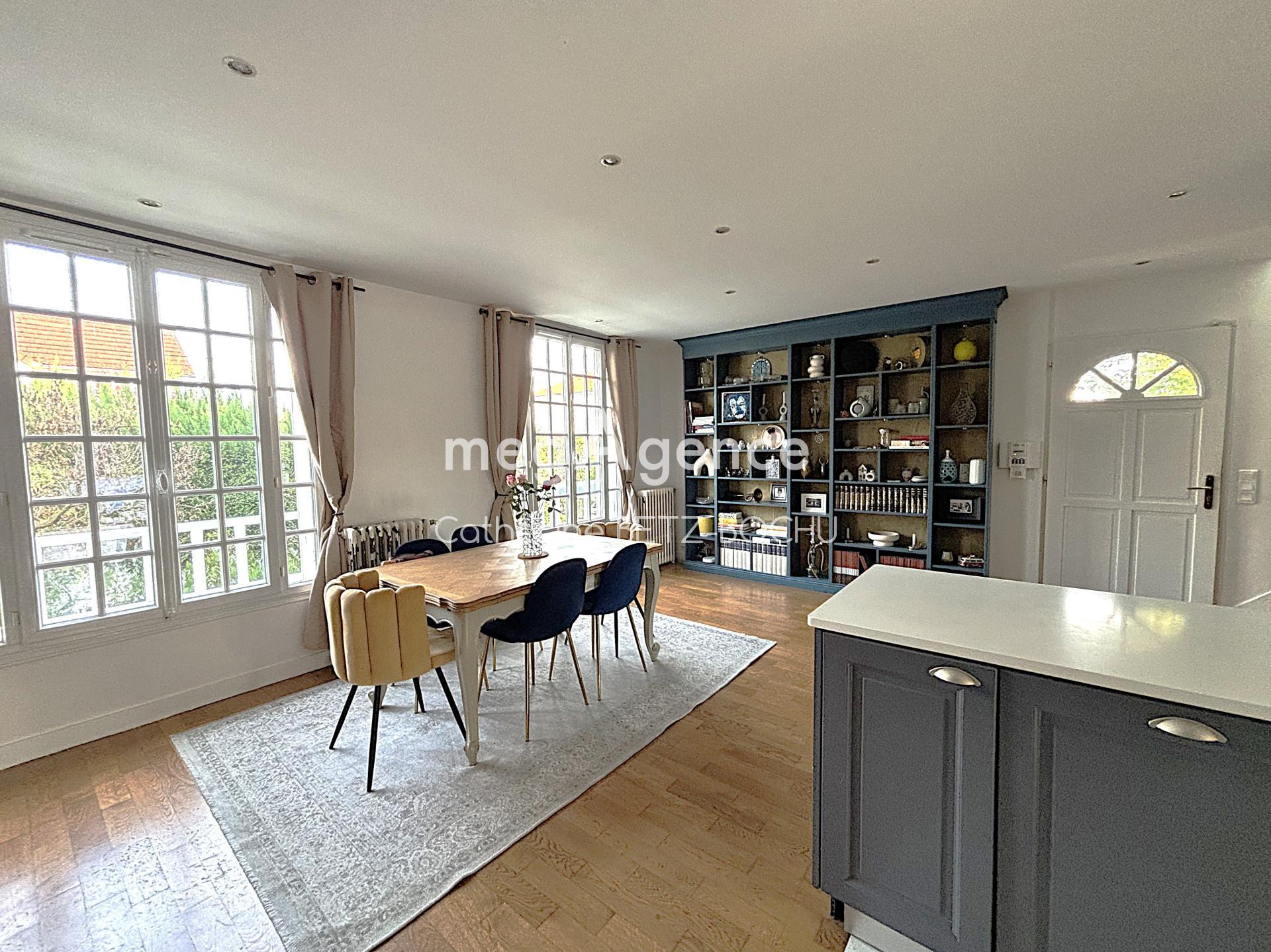 Miniature photo - 12 / 18