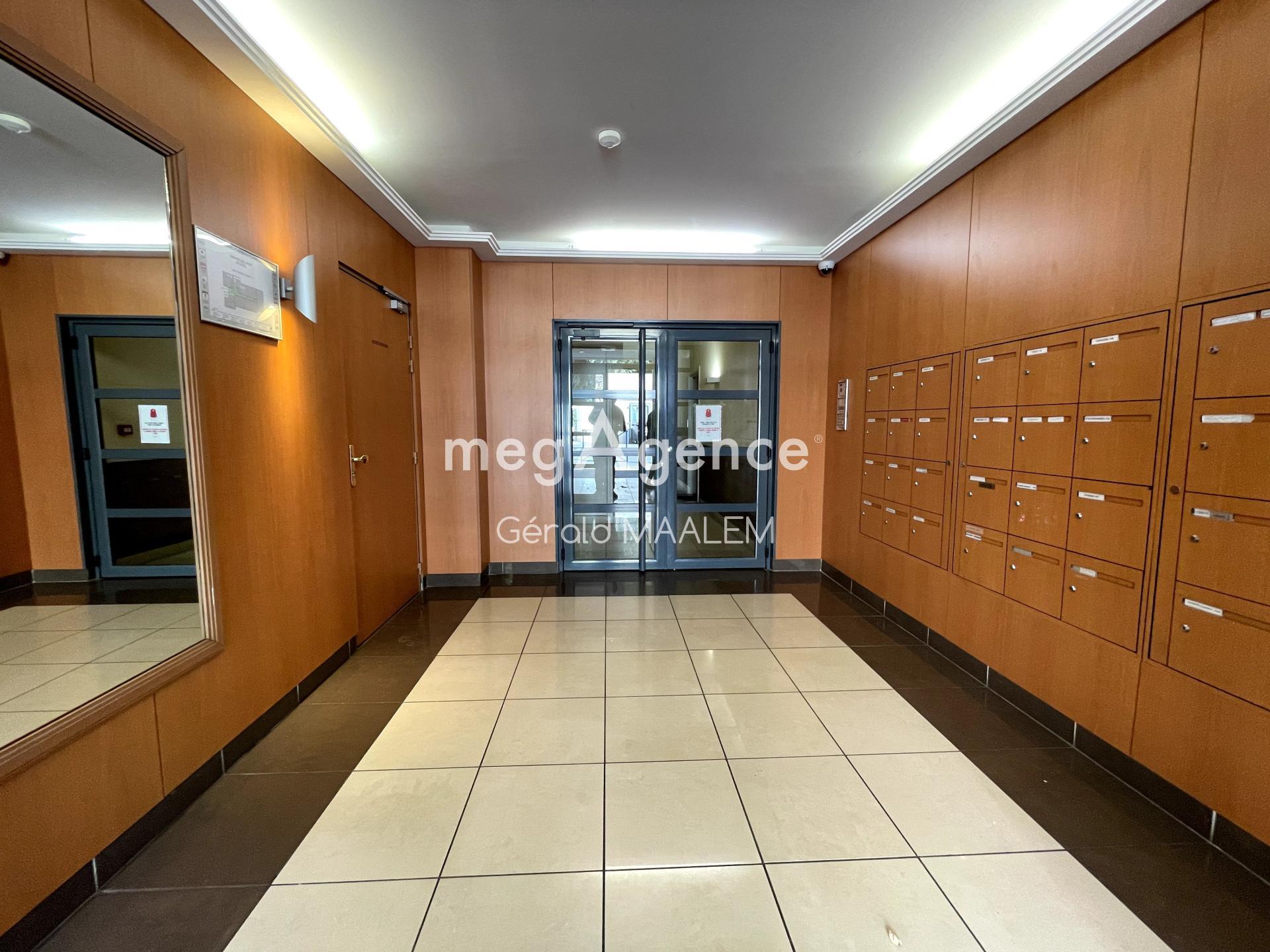 Miniature photo - 13 / 13