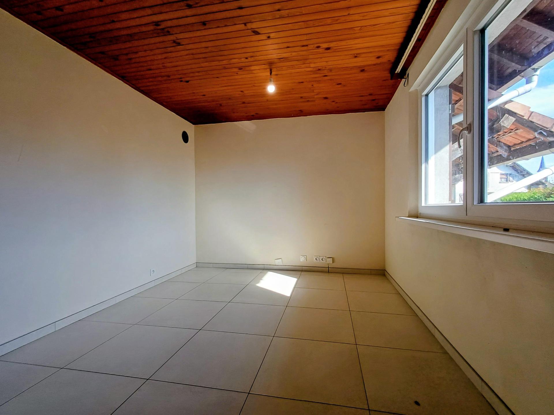 Miniature photo - 7 / 12