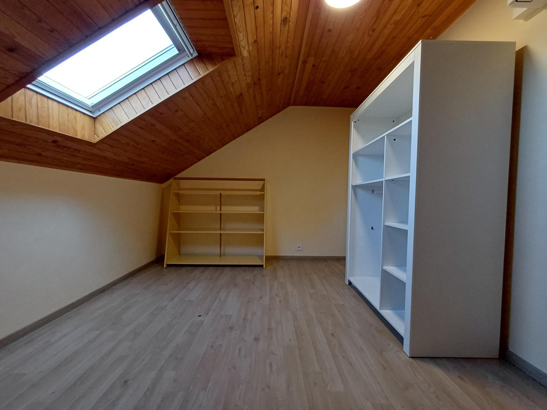 Miniature photo - 9 / 12