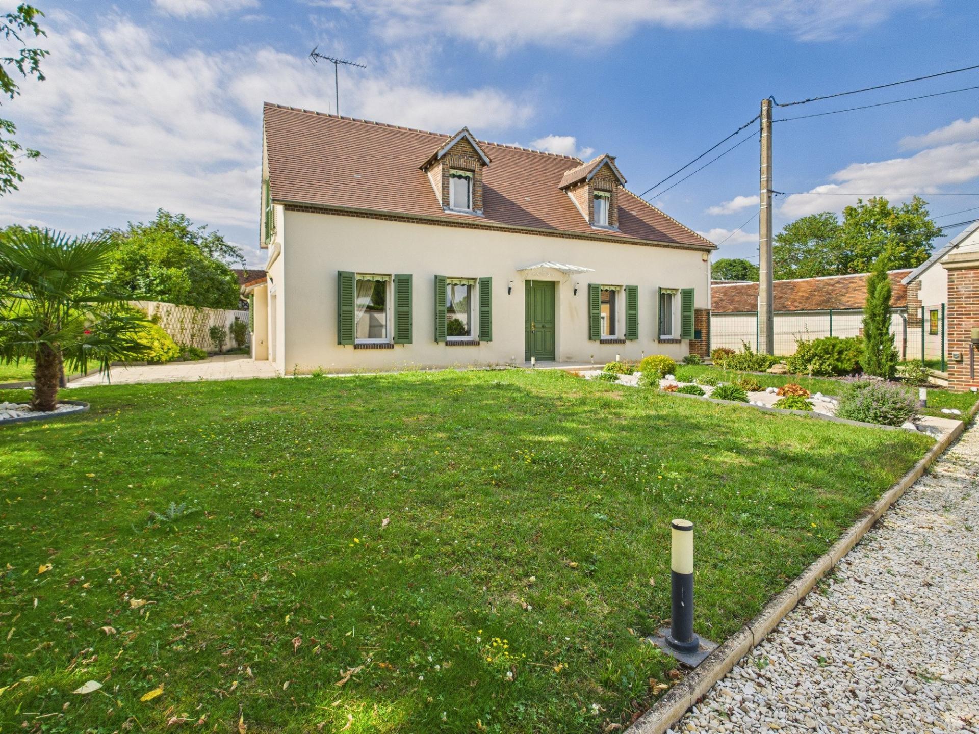 Miniature photo - 2 / 14