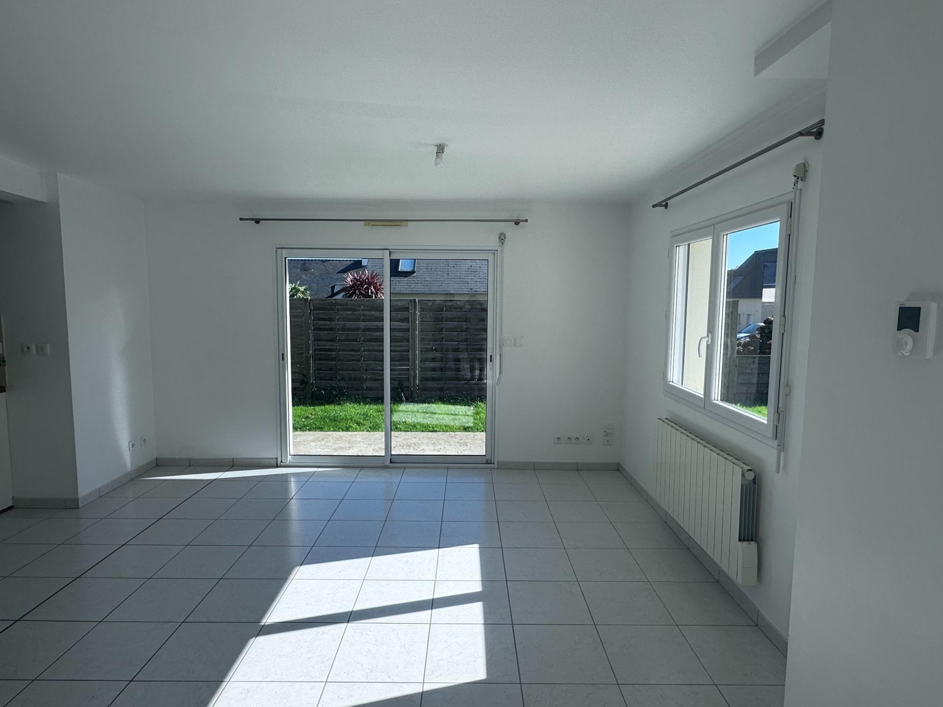 Miniature photo - 2 / 12