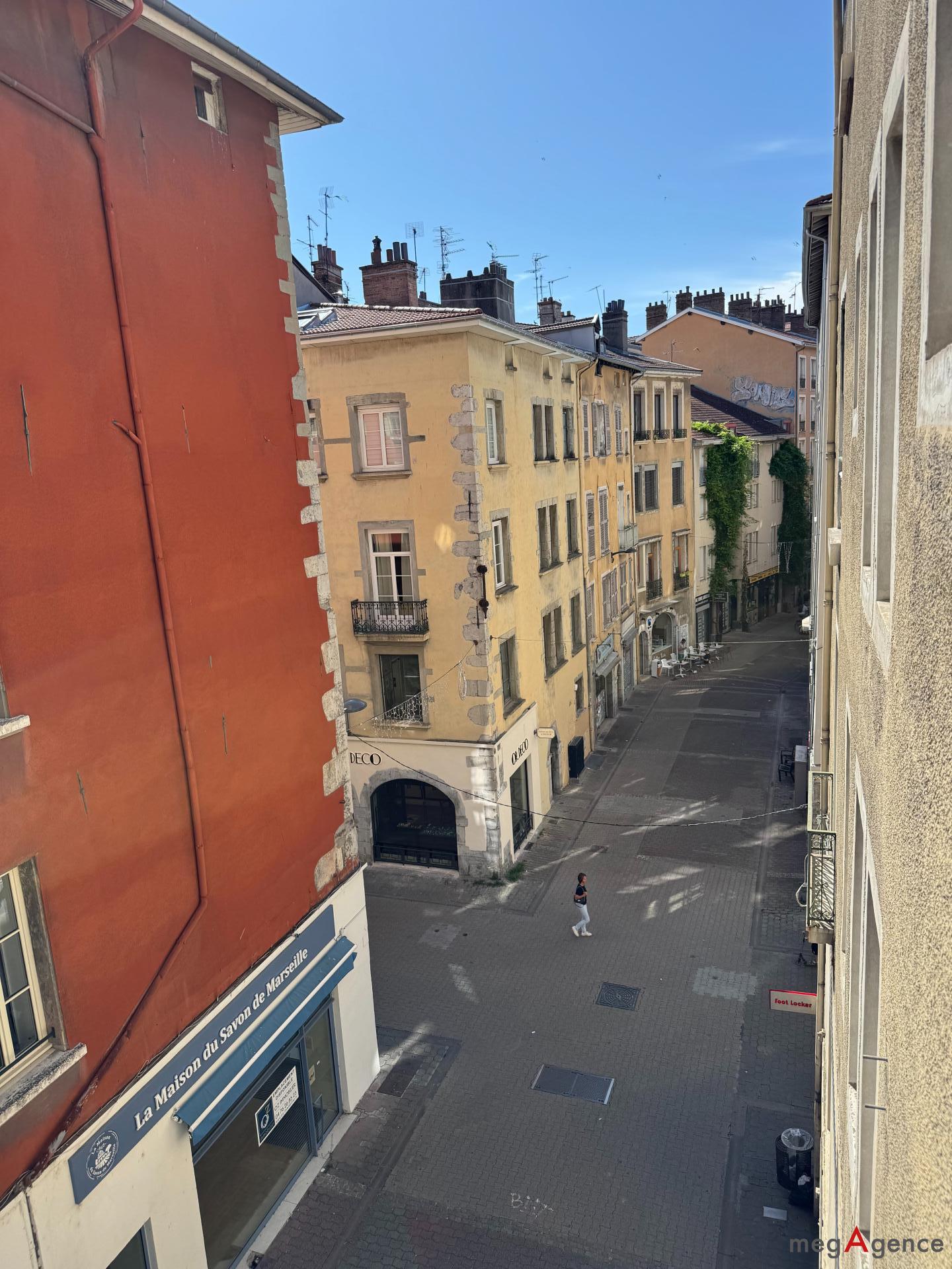 Miniature photo - 10 / 12