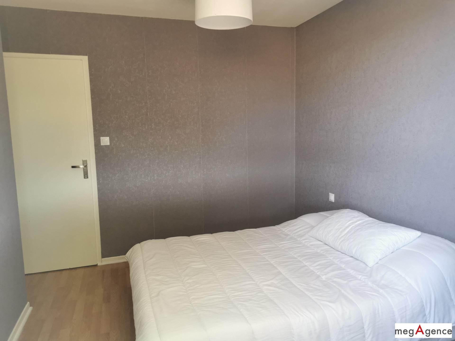 Miniature photo - 11 / 16