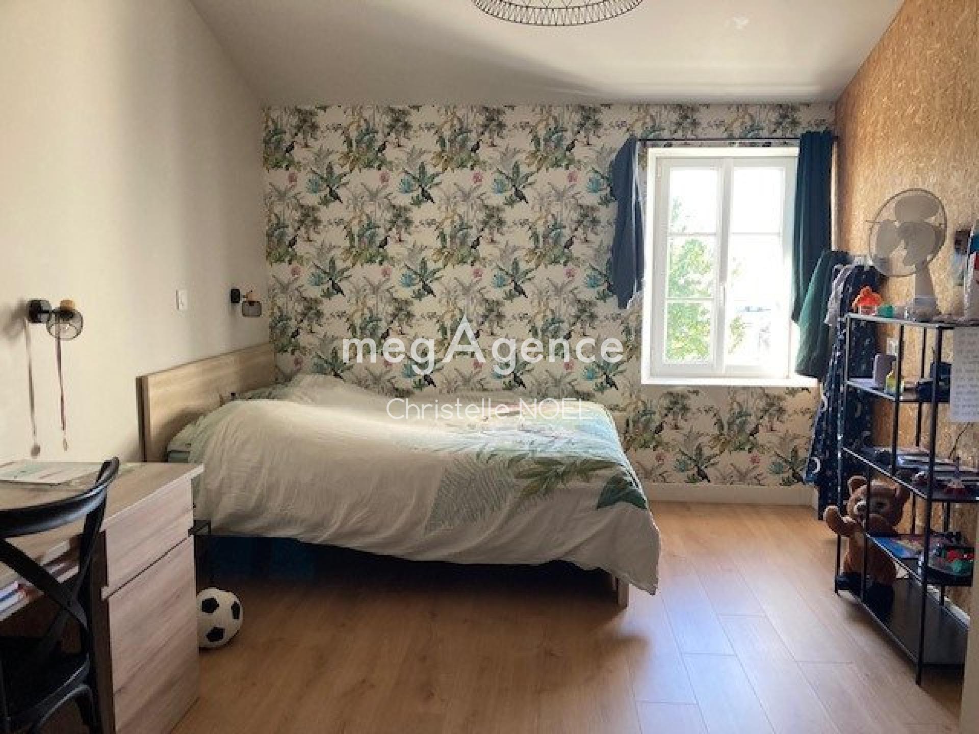 Miniature photo - 2 / 8