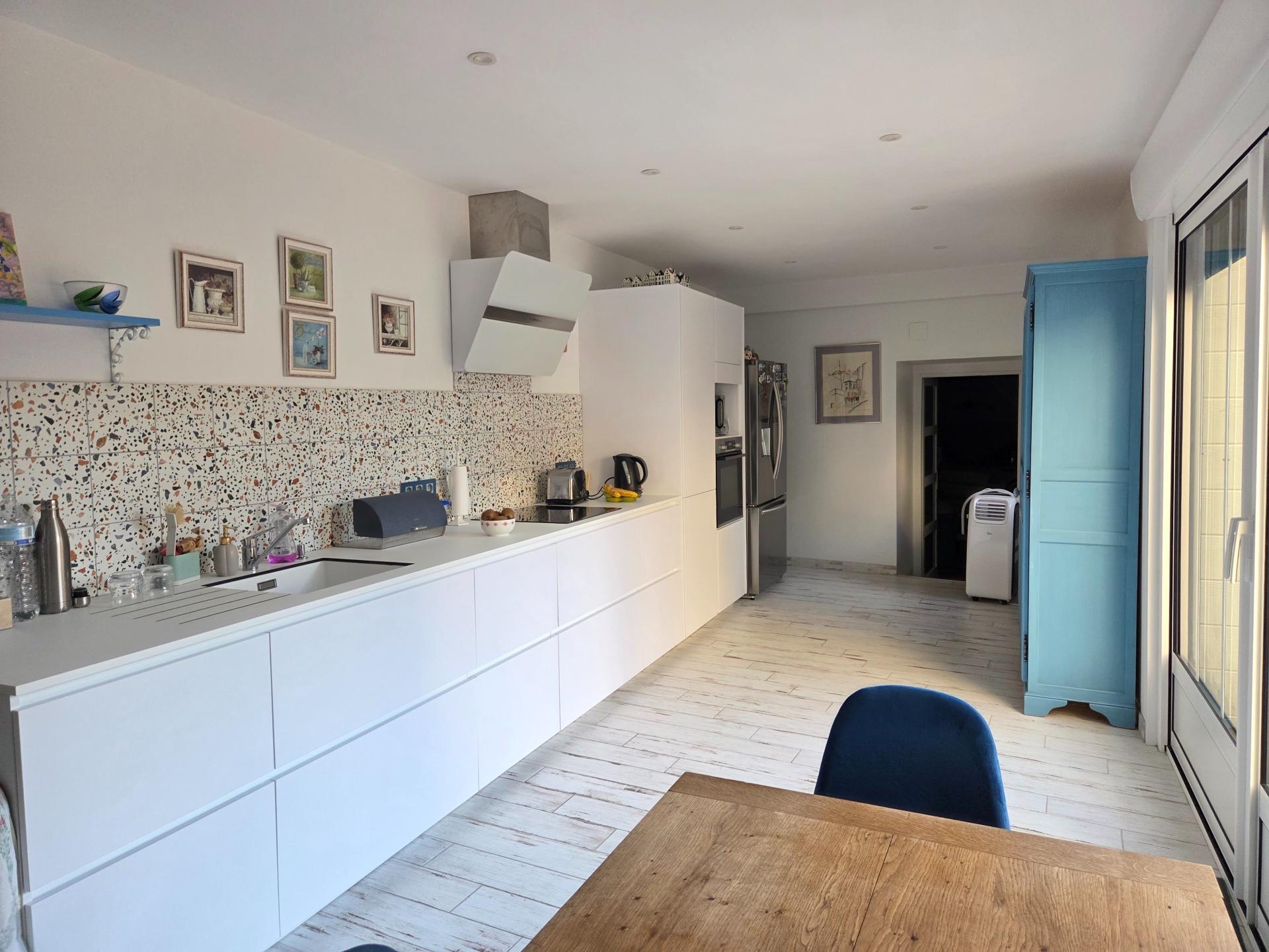 Miniature photo - 6 / 16