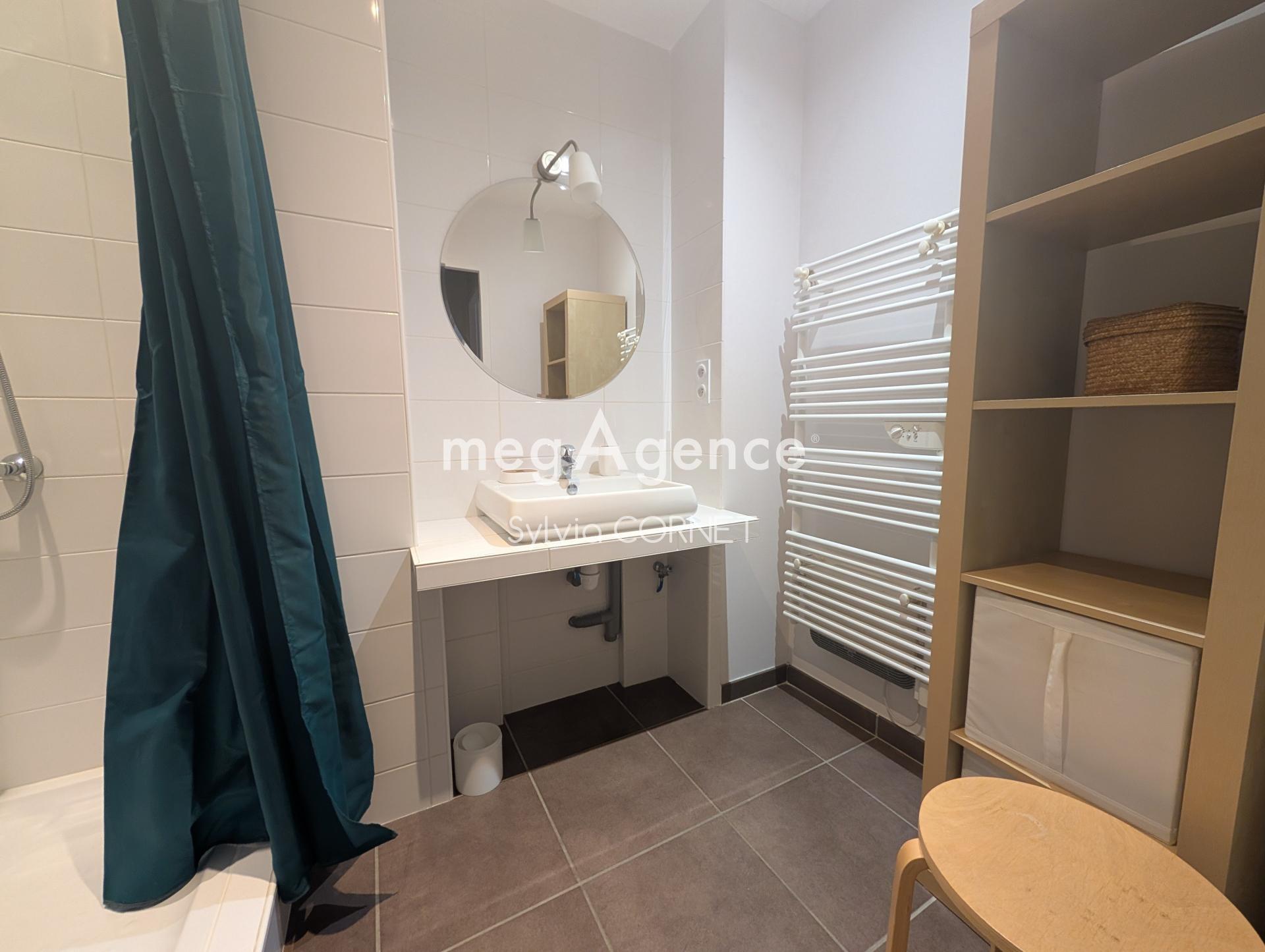 Miniature photo - 2 / 6