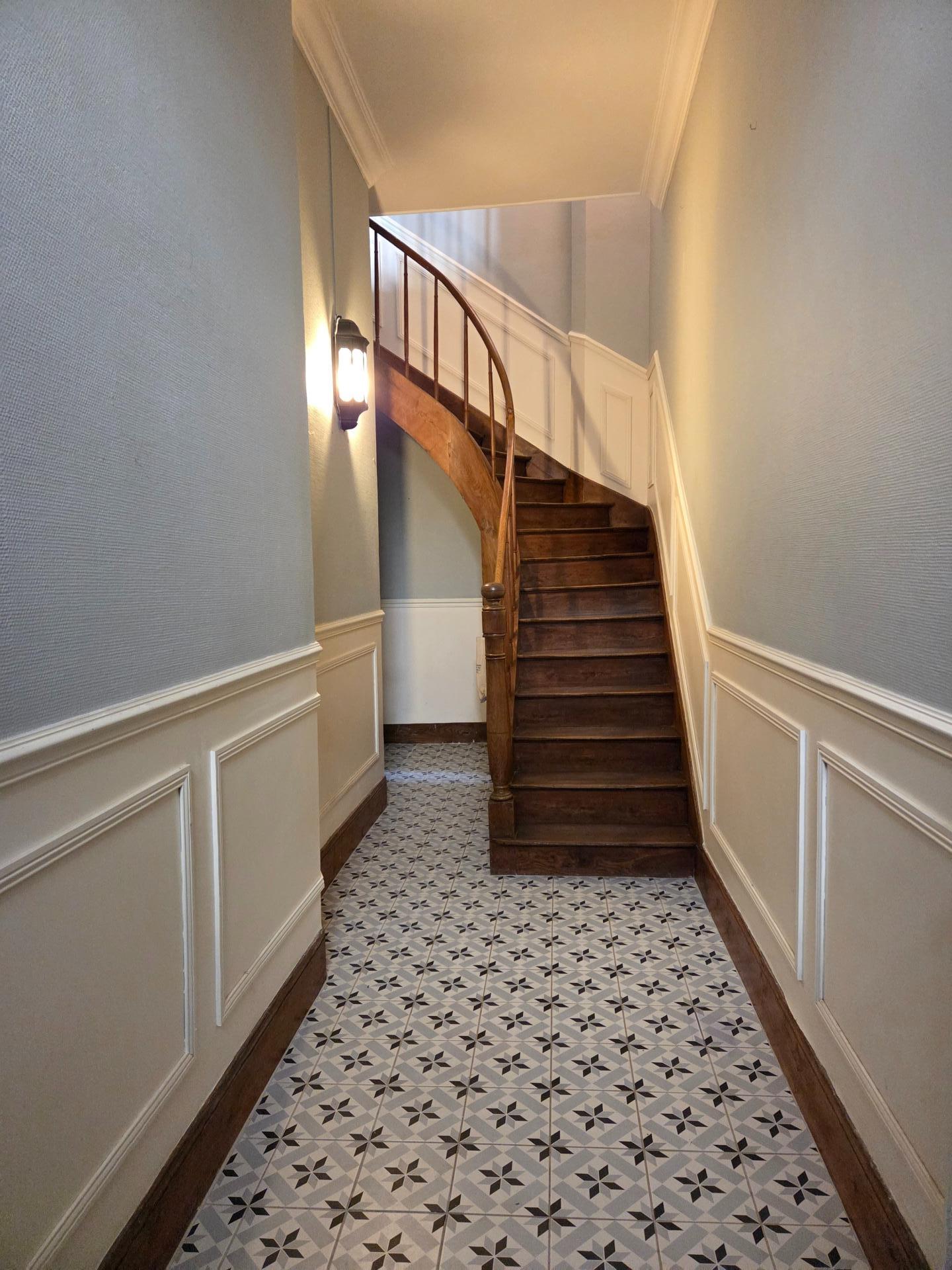 Miniature photo - 2 / 16