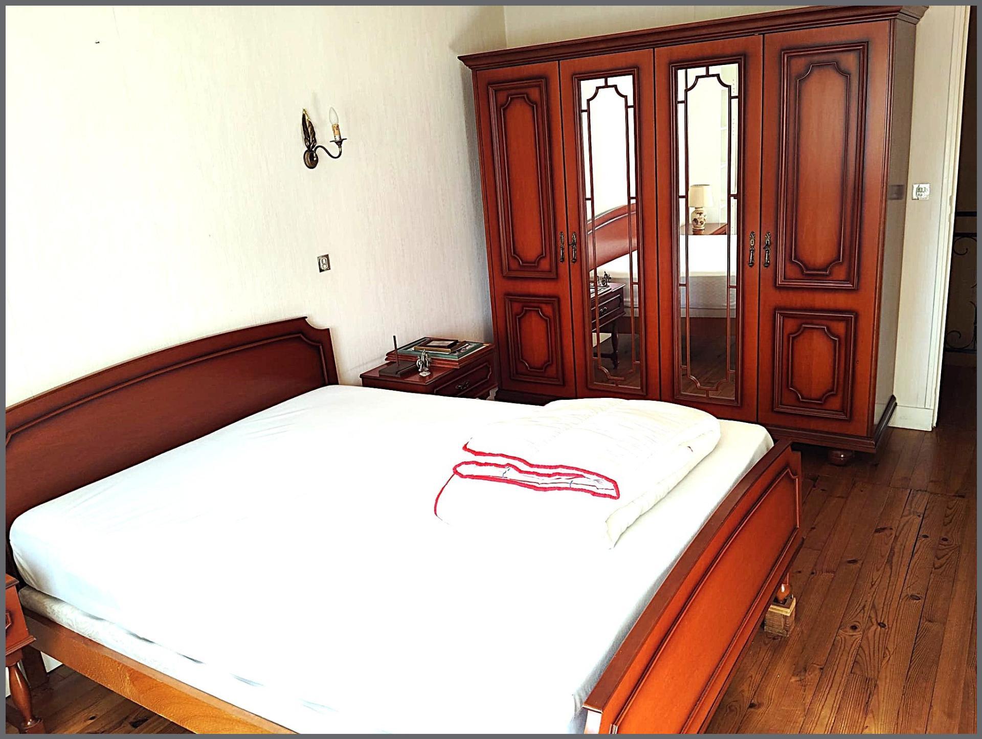 Miniature photo - 8 / 10