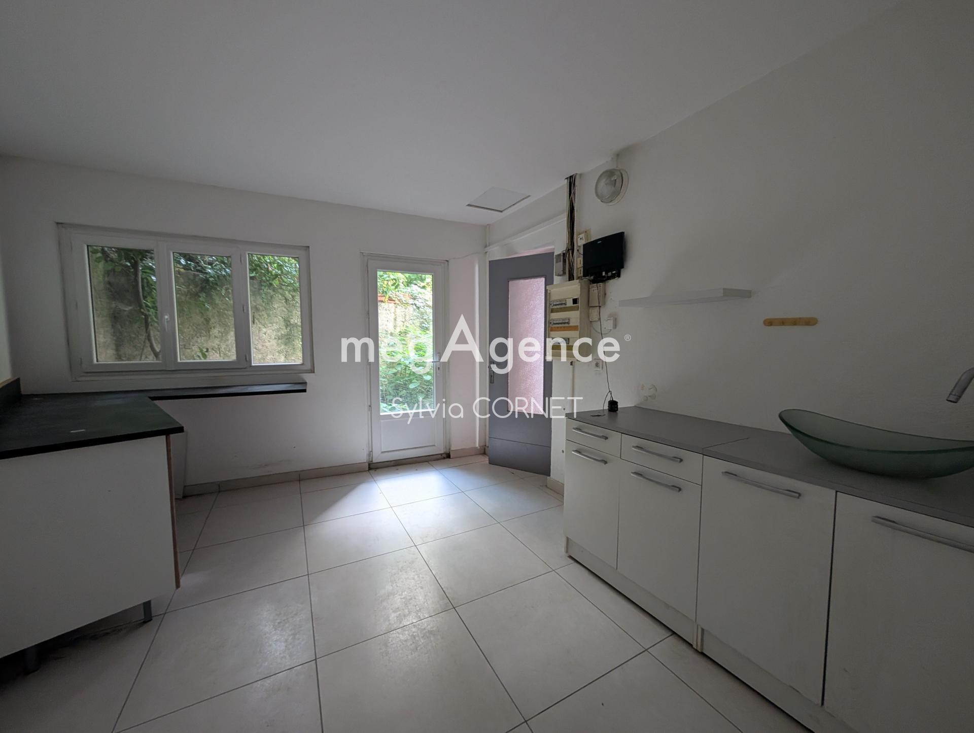 Miniature photo - 3 / 4