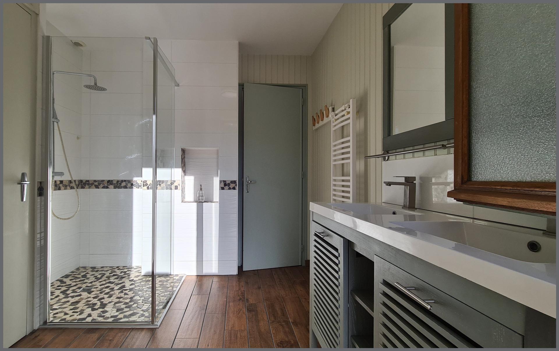 Miniature photo - 12 / 17