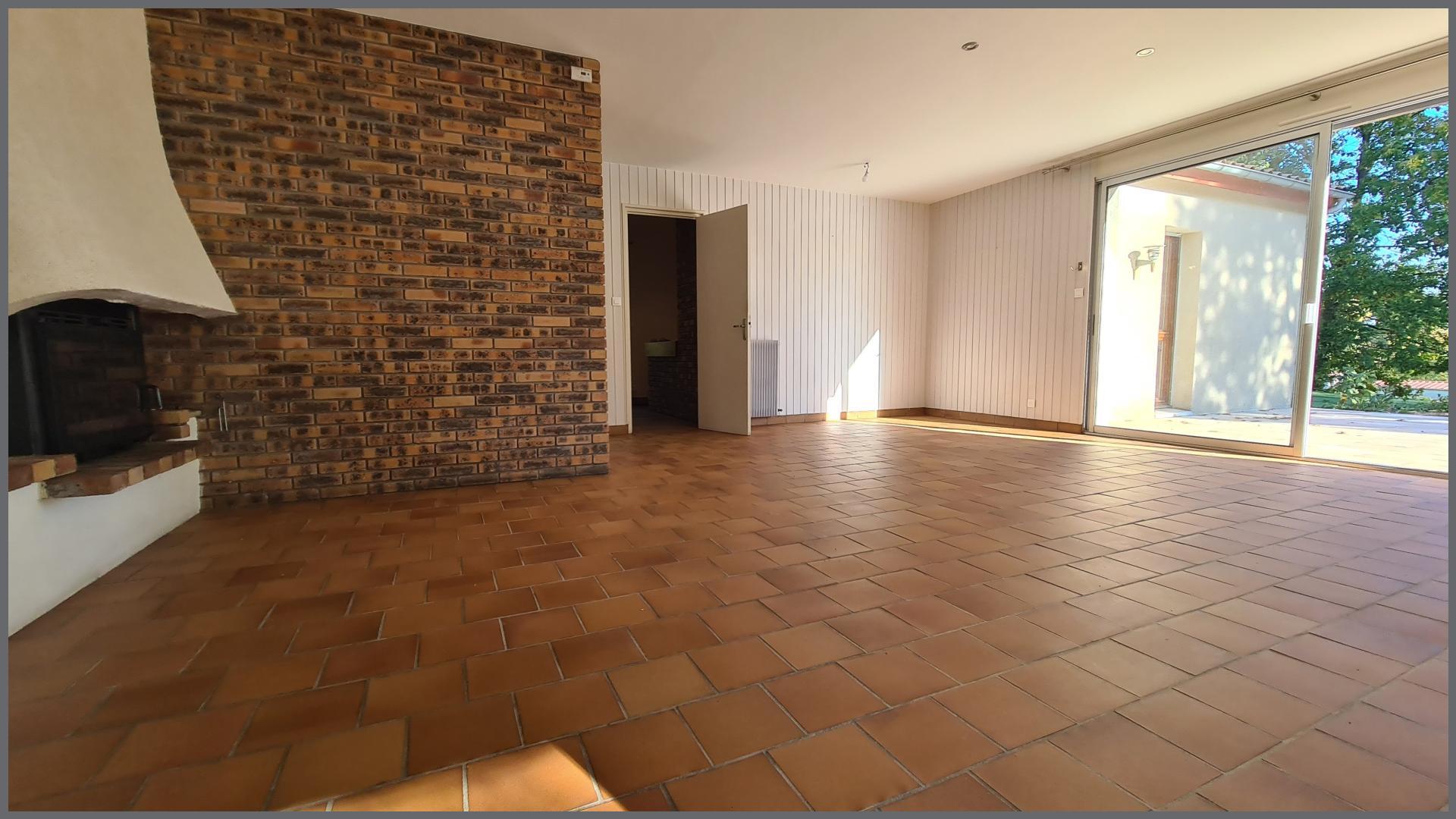 Miniature photo - 2 / 17