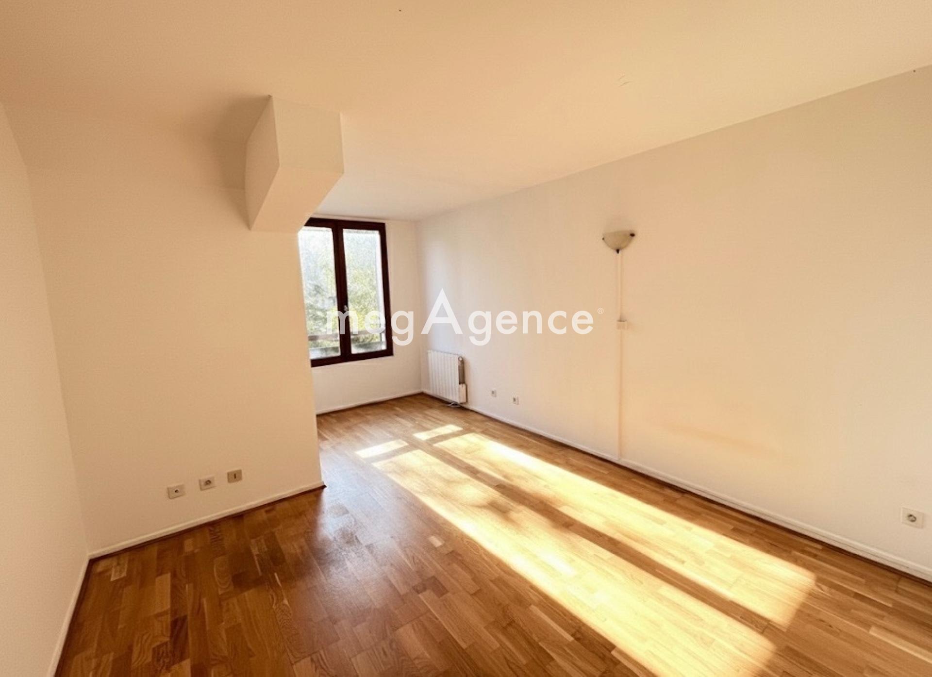 Miniature photo - 8 / 19