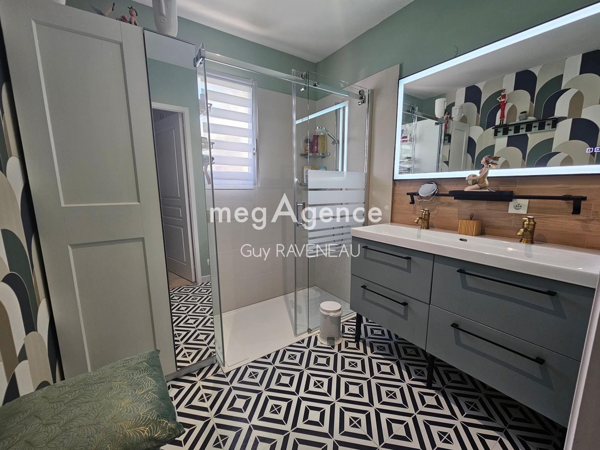 Miniature photo - 9 / 12