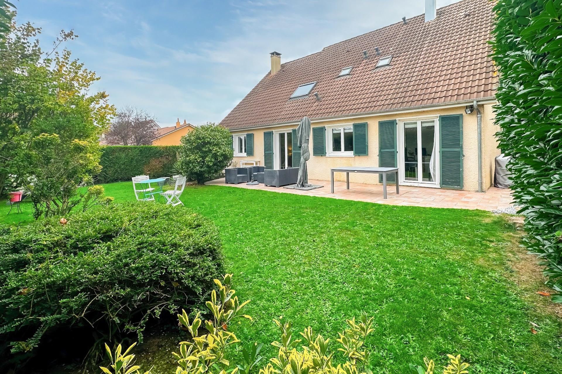 Miniature photo - 2 / 13