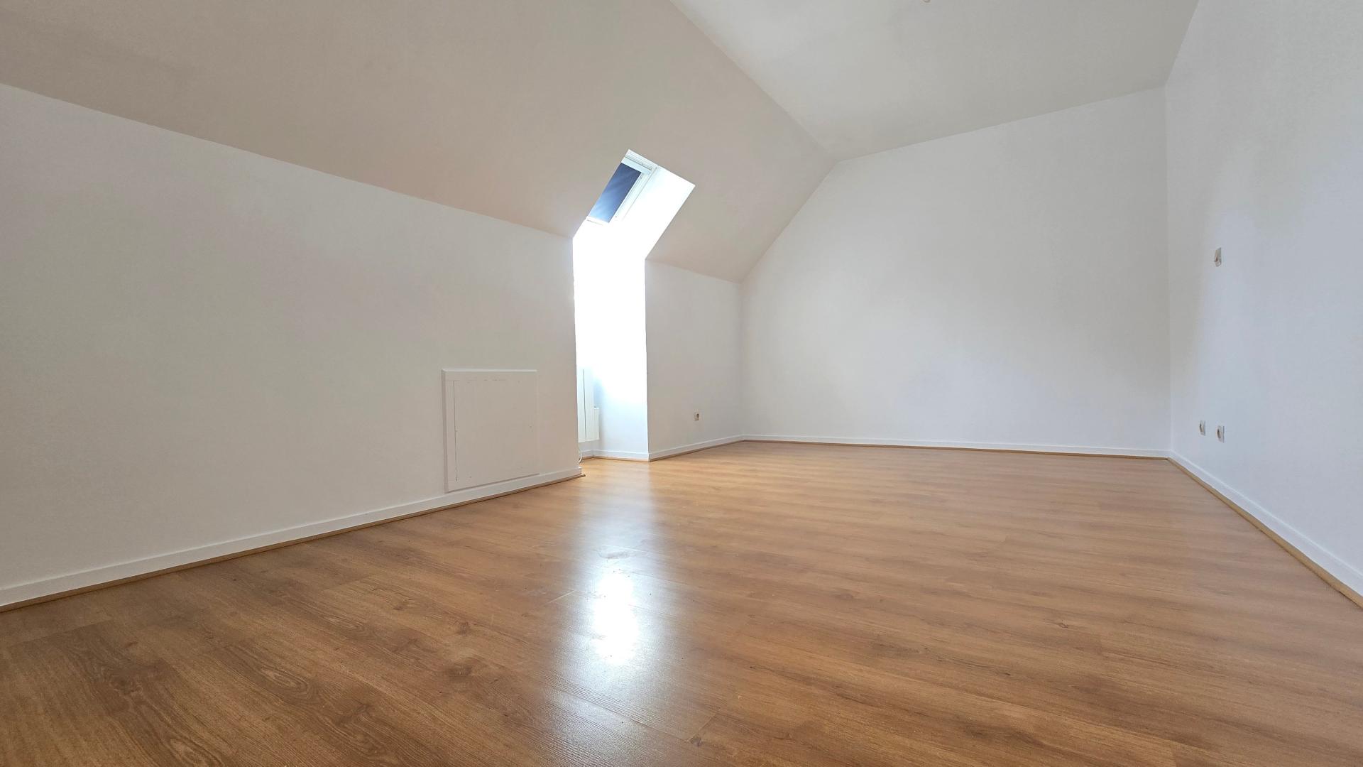 Miniature photo - 10 / 16