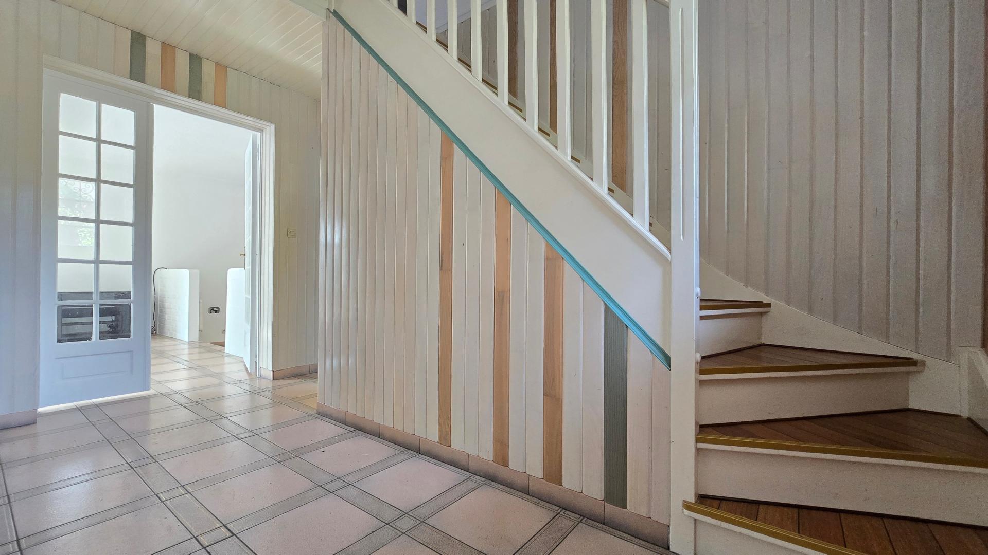 Miniature photo - 9 / 16