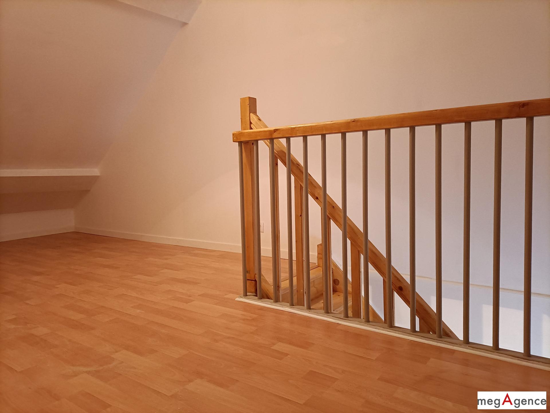 Miniature photo - 12 / 16