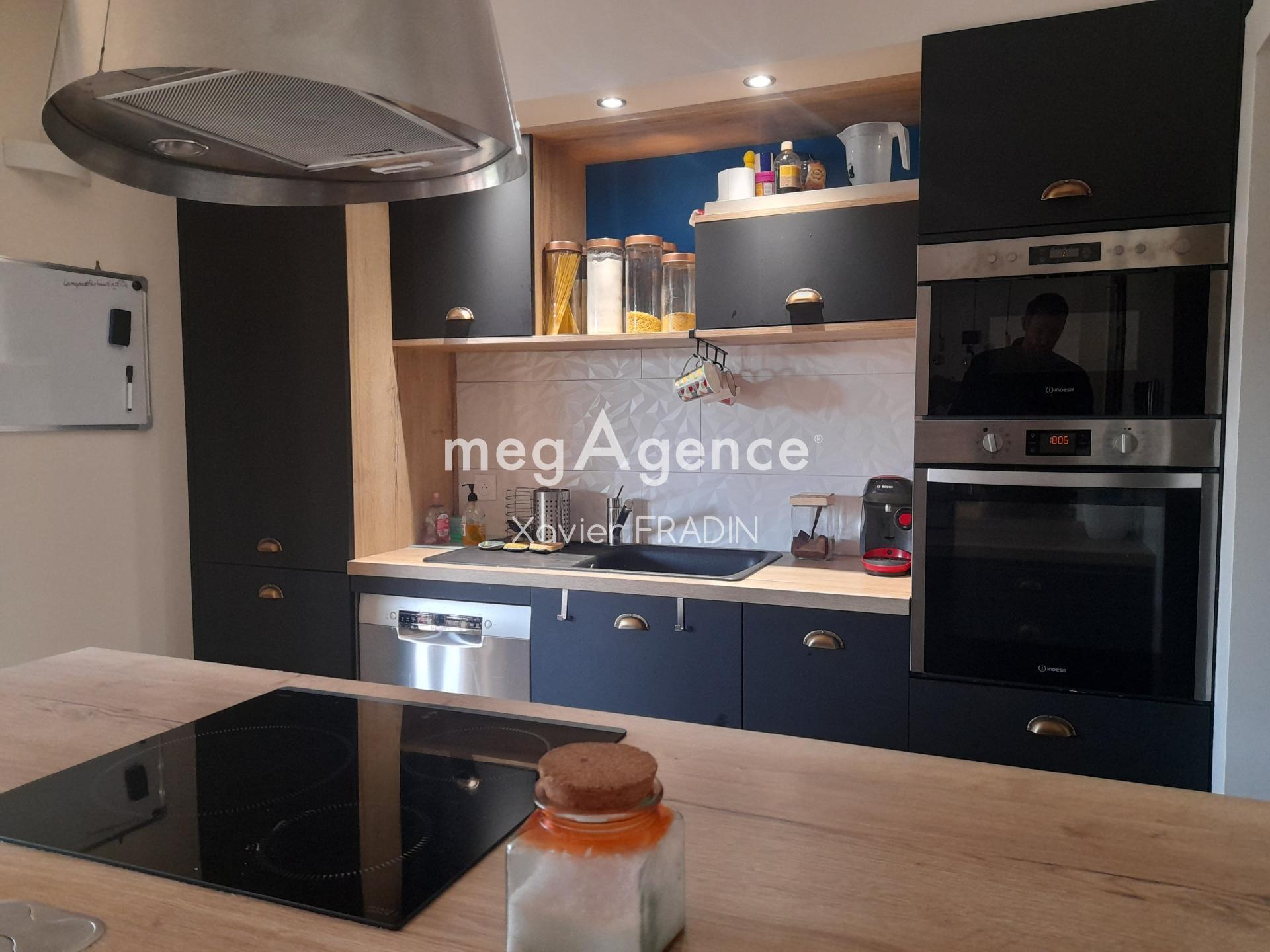 Miniature photo - 2 / 10