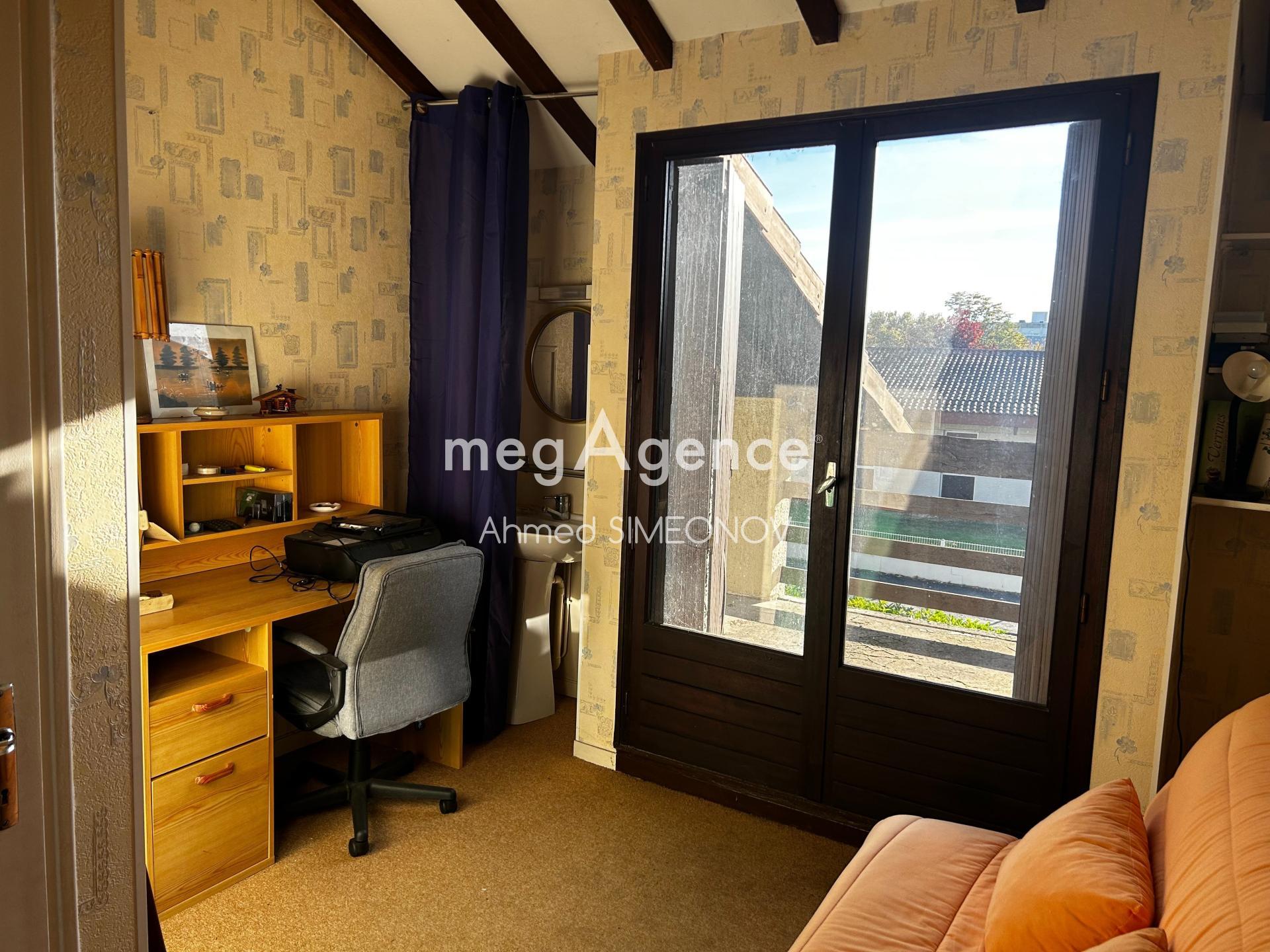 Miniature photo - 10 / 20