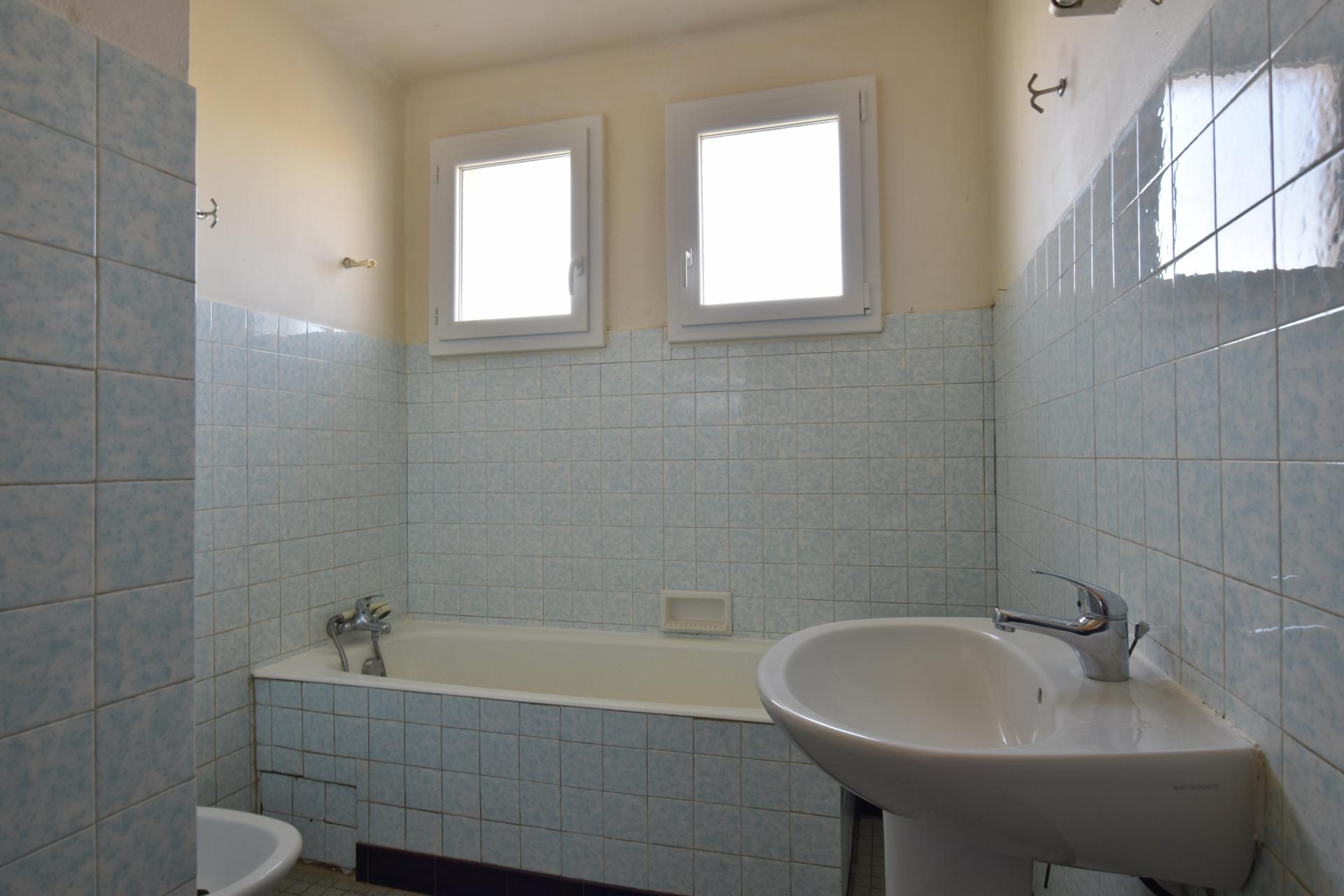 Miniature photo - 9 / 12