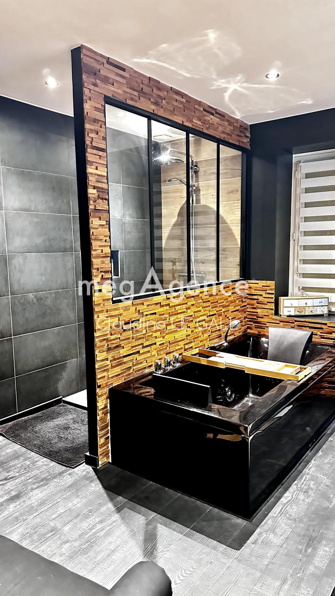 Miniature photo - 10 / 19