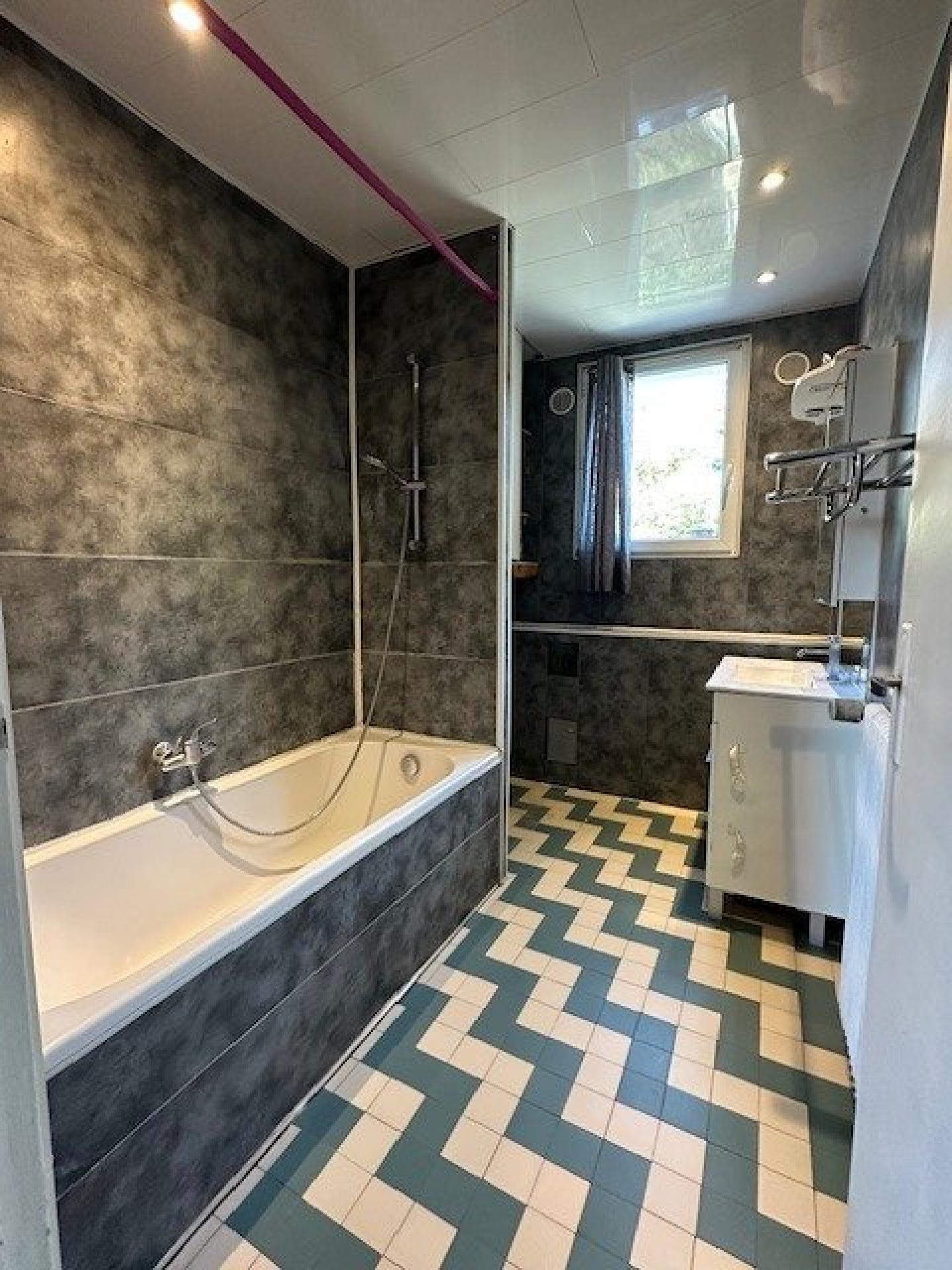 Miniature photo - 7 / 16