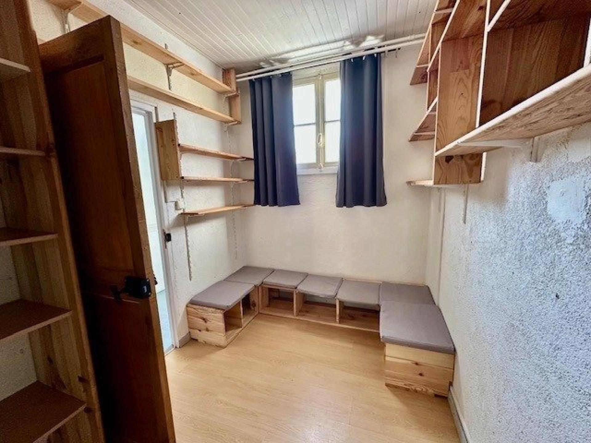 Miniature photo - 10 / 16