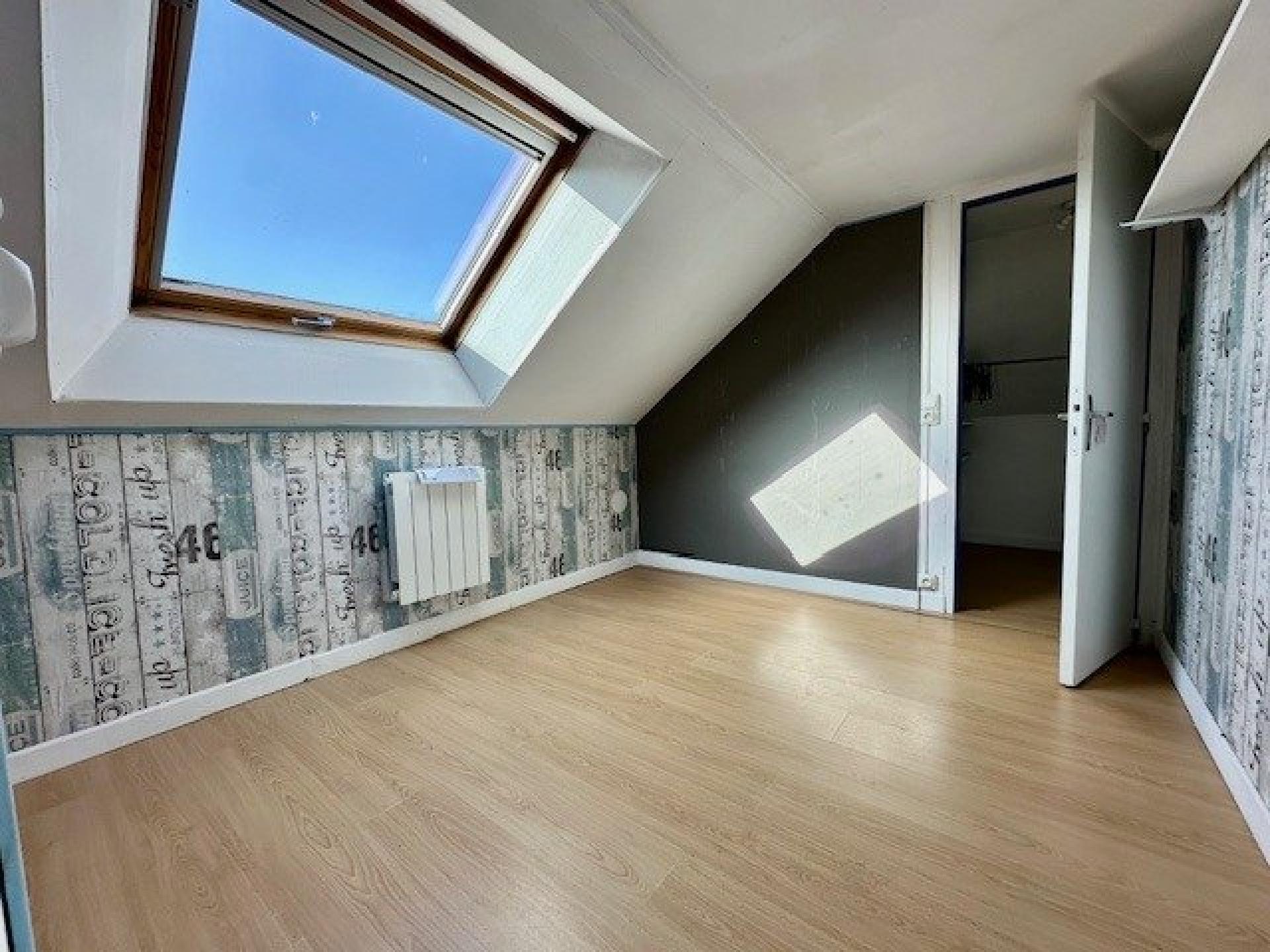 Miniature photo - 11 / 16