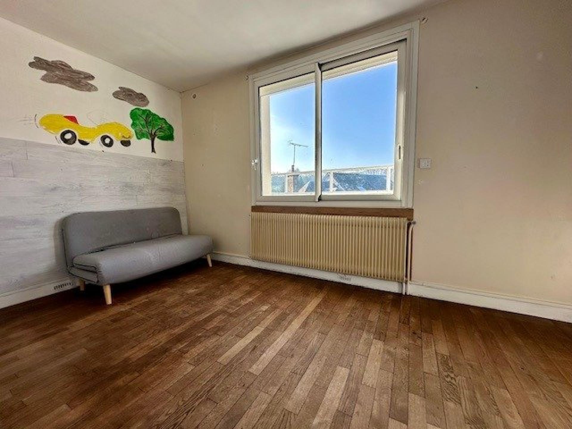 Miniature photo - 8 / 16