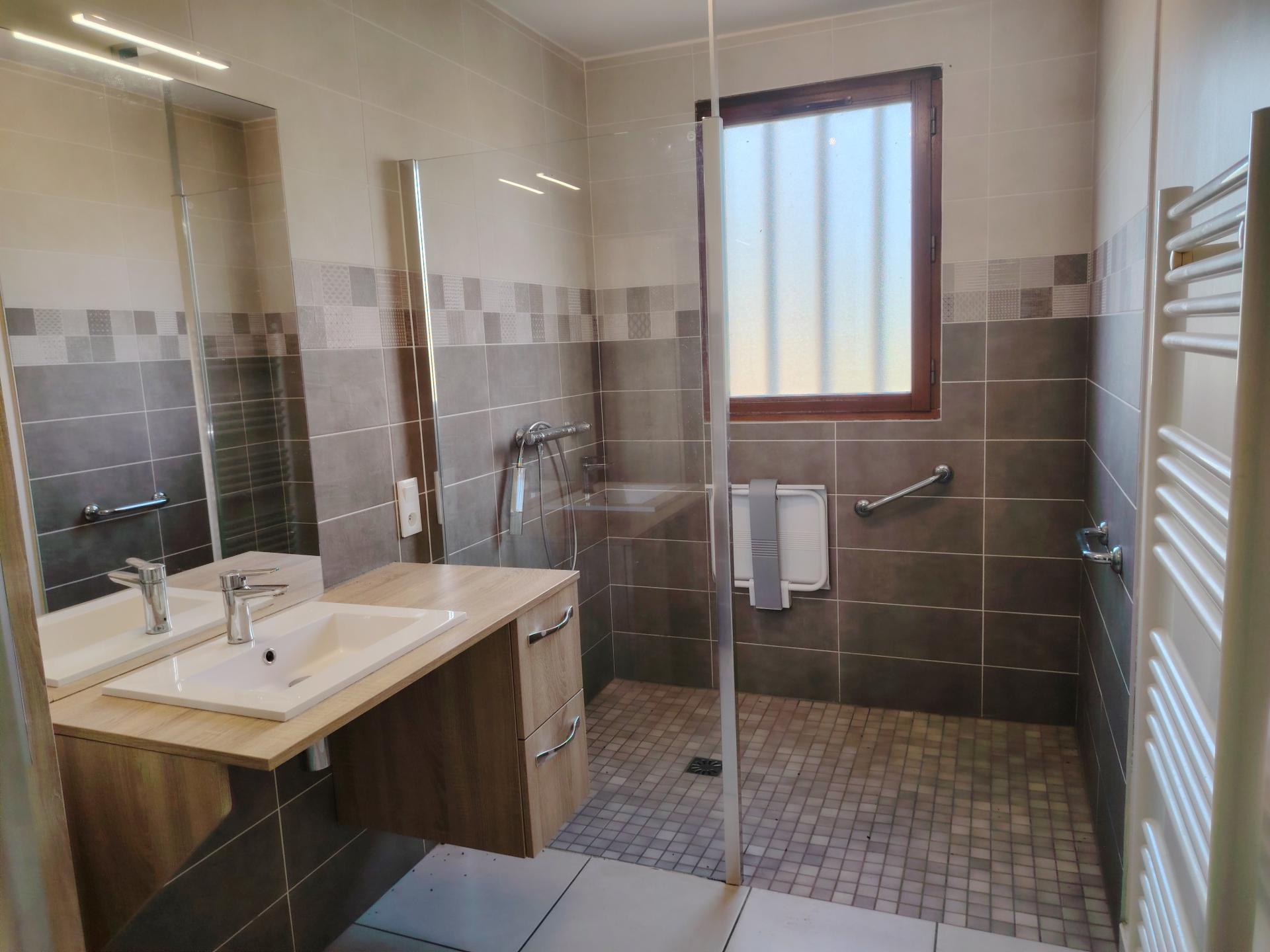 Miniature photo - 6 / 19