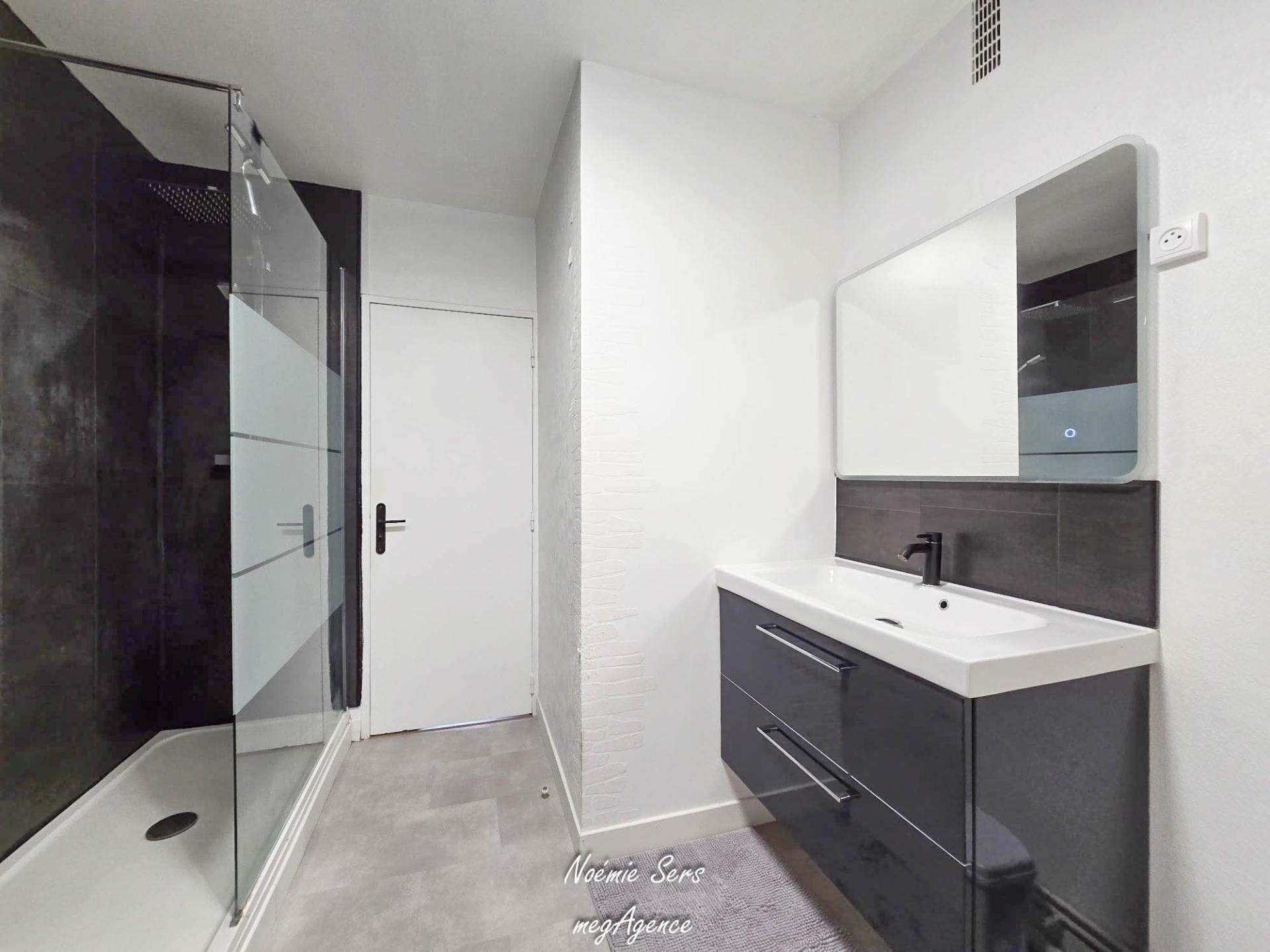 Miniature photo - 9 / 10