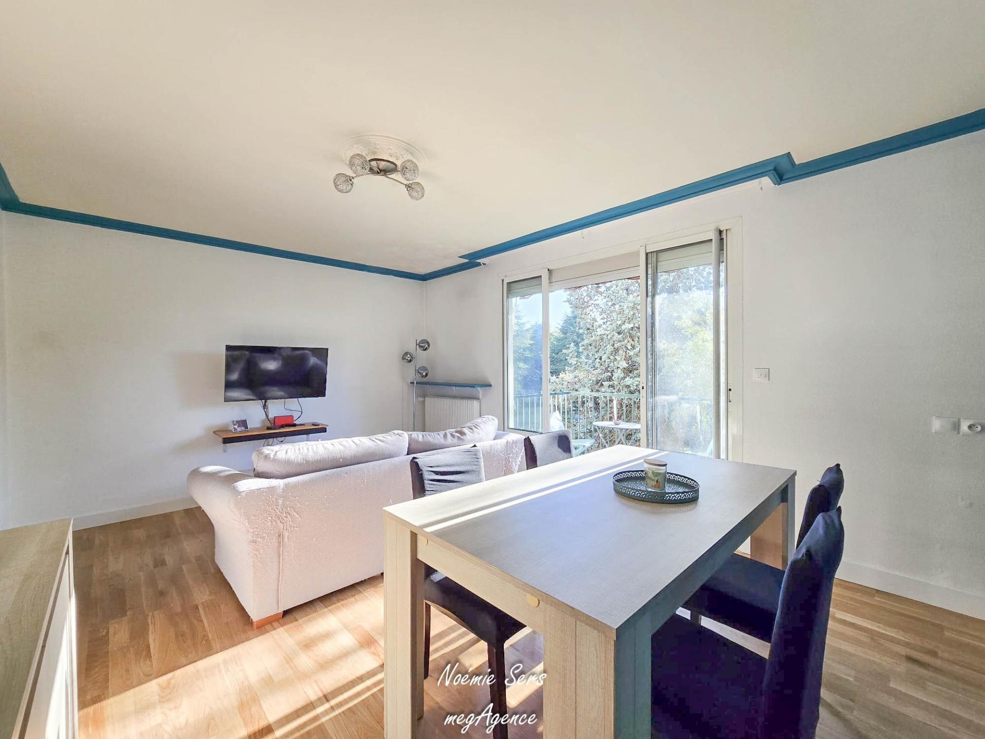 Miniature photo - 5 / 10