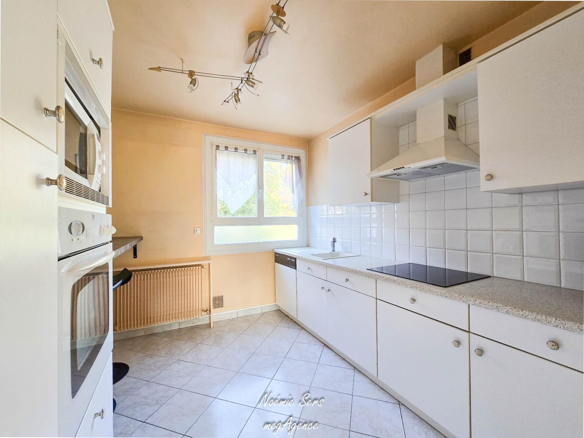 Miniature photo - 6 / 10